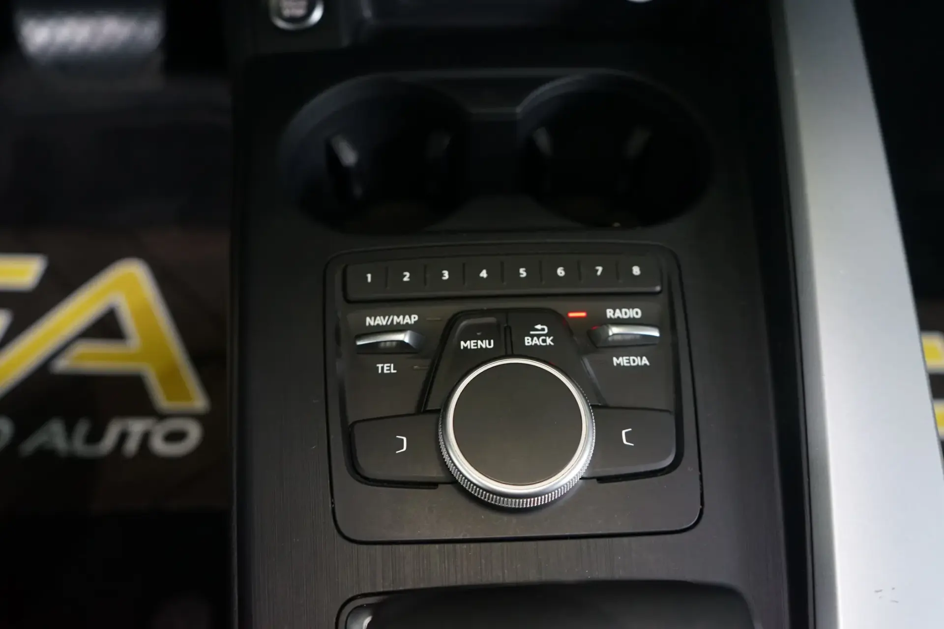 Audi A4 Avant 2.0 TDi Multitronic Exclusive 32