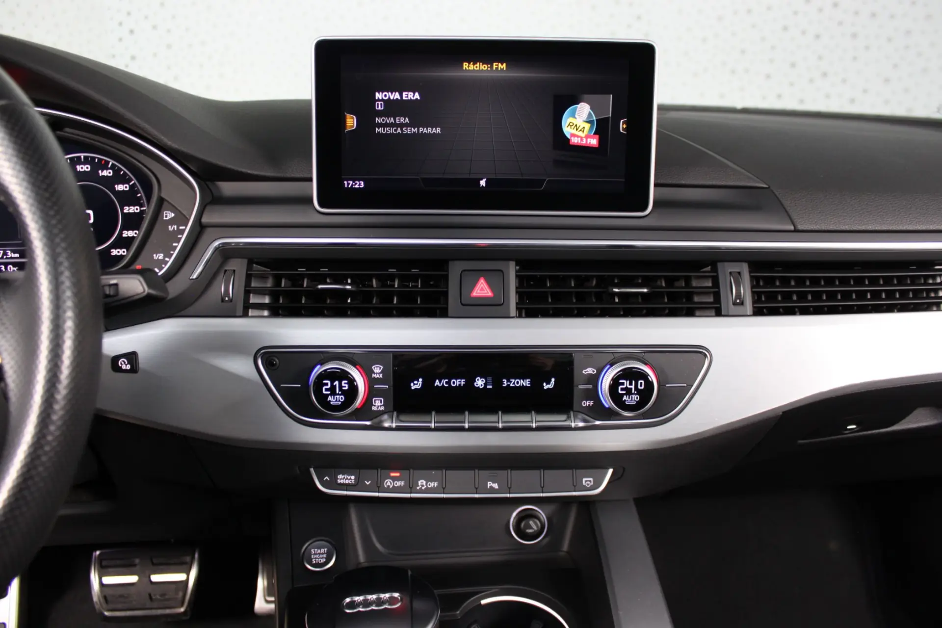 Audi A5 Cabrio 2.0 TDi S-line S tronic 31