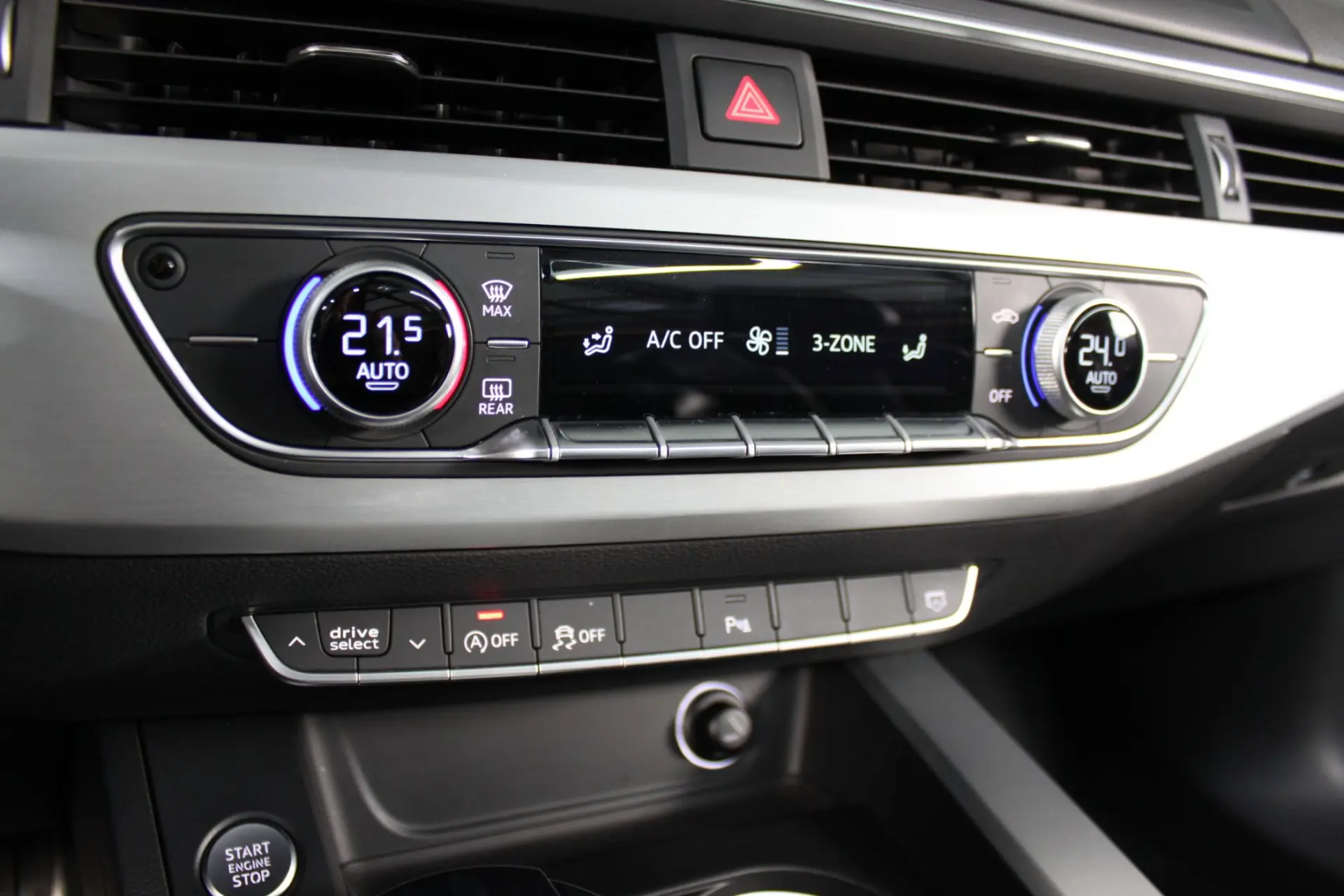 Audi A5 Cabrio 2.0 TDi S-line S tronic 32