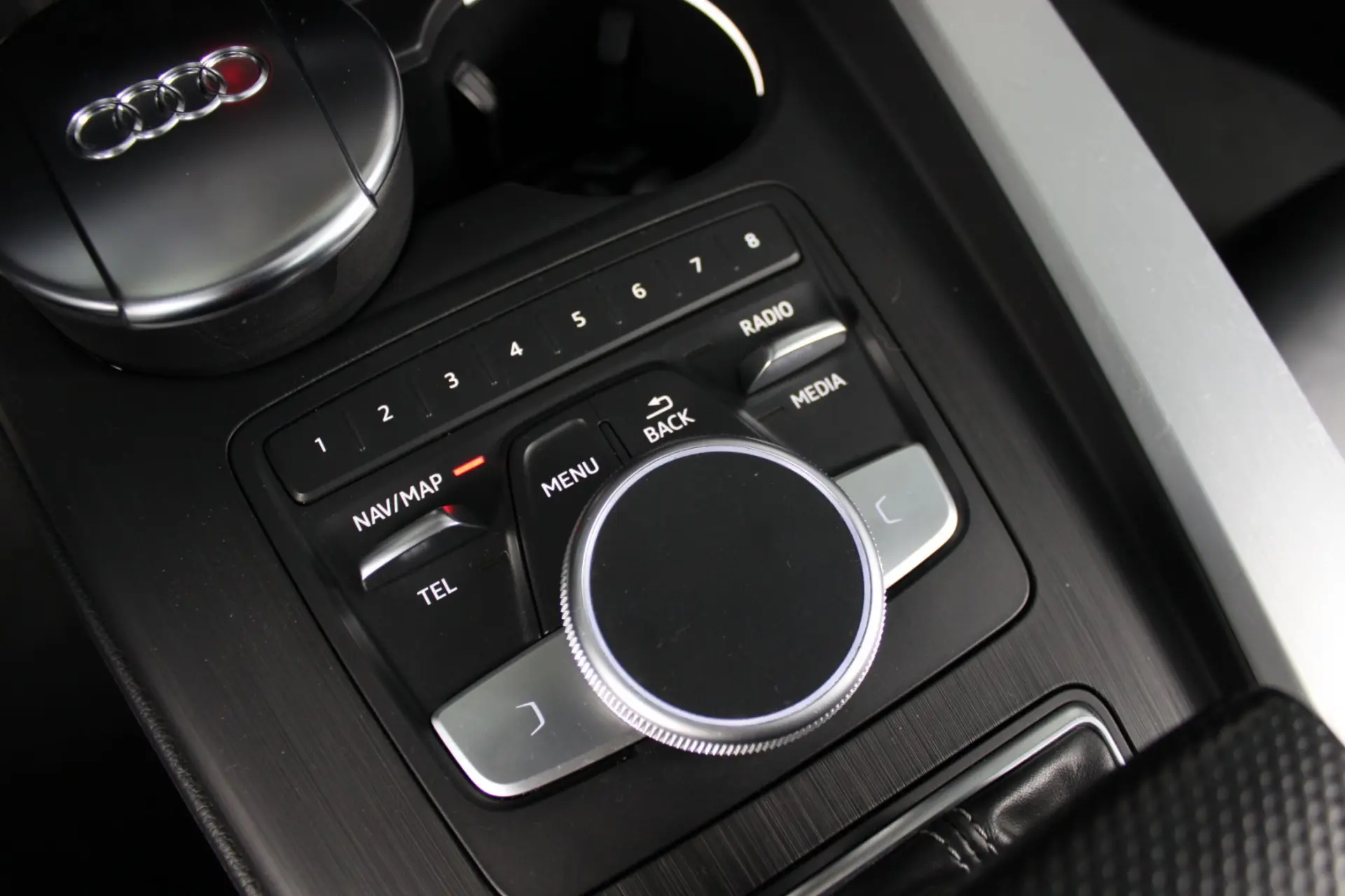 Audi A5 Cabrio 2.0 TDi S-line S tronic 37