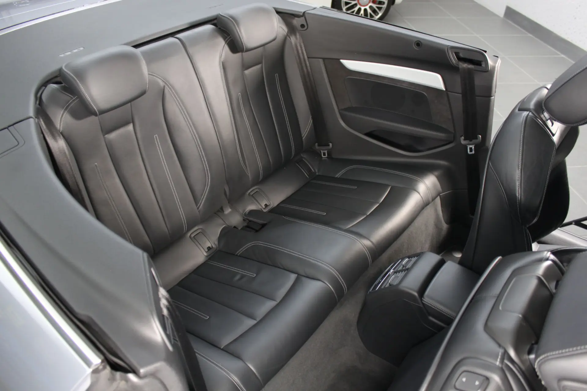 Audi A5 Cabrio 2.0 TDi S-line S tronic 43