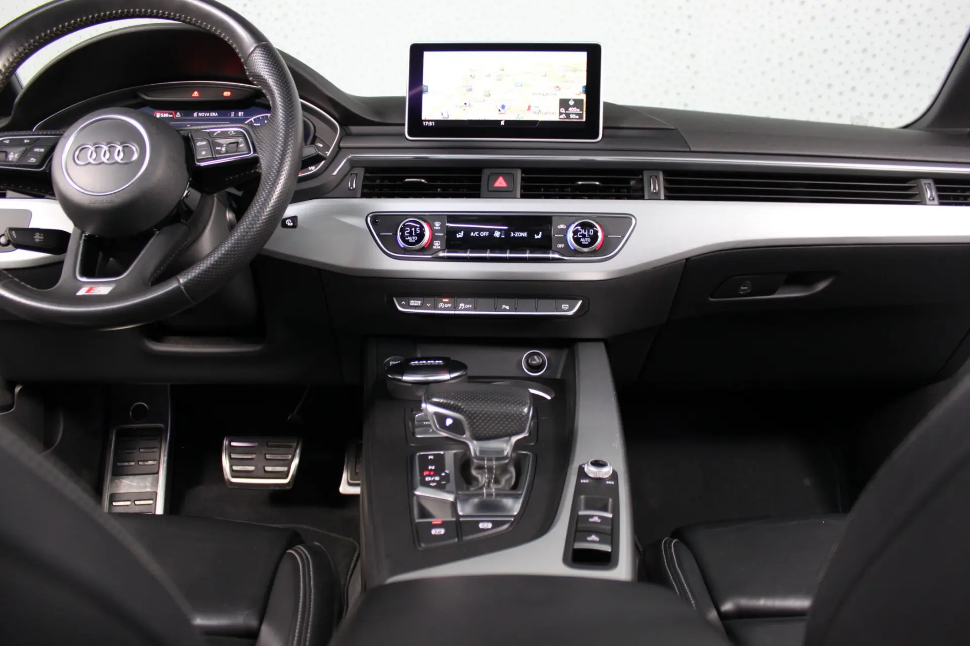 Audi A5 Cabrio 2.0 TDi S-line S tronic 47