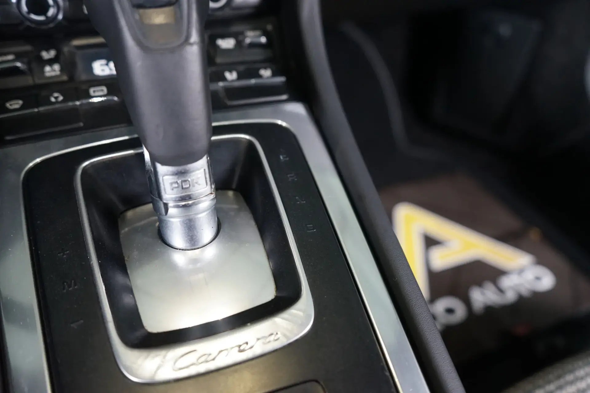 Porsche 911 (991) Carrera 2 PDK 32