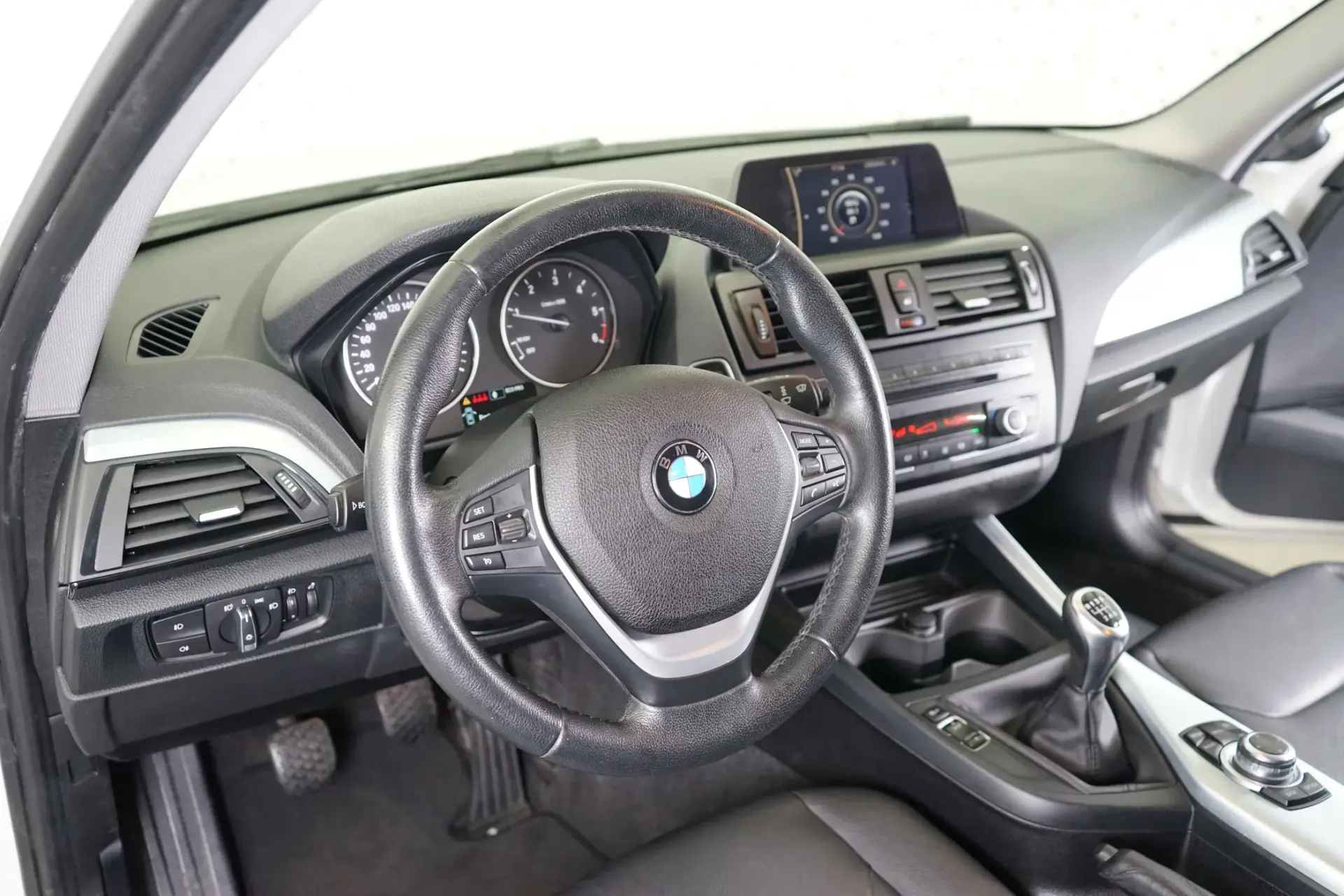 BMW 116 d EfficientDynamics Edition 14