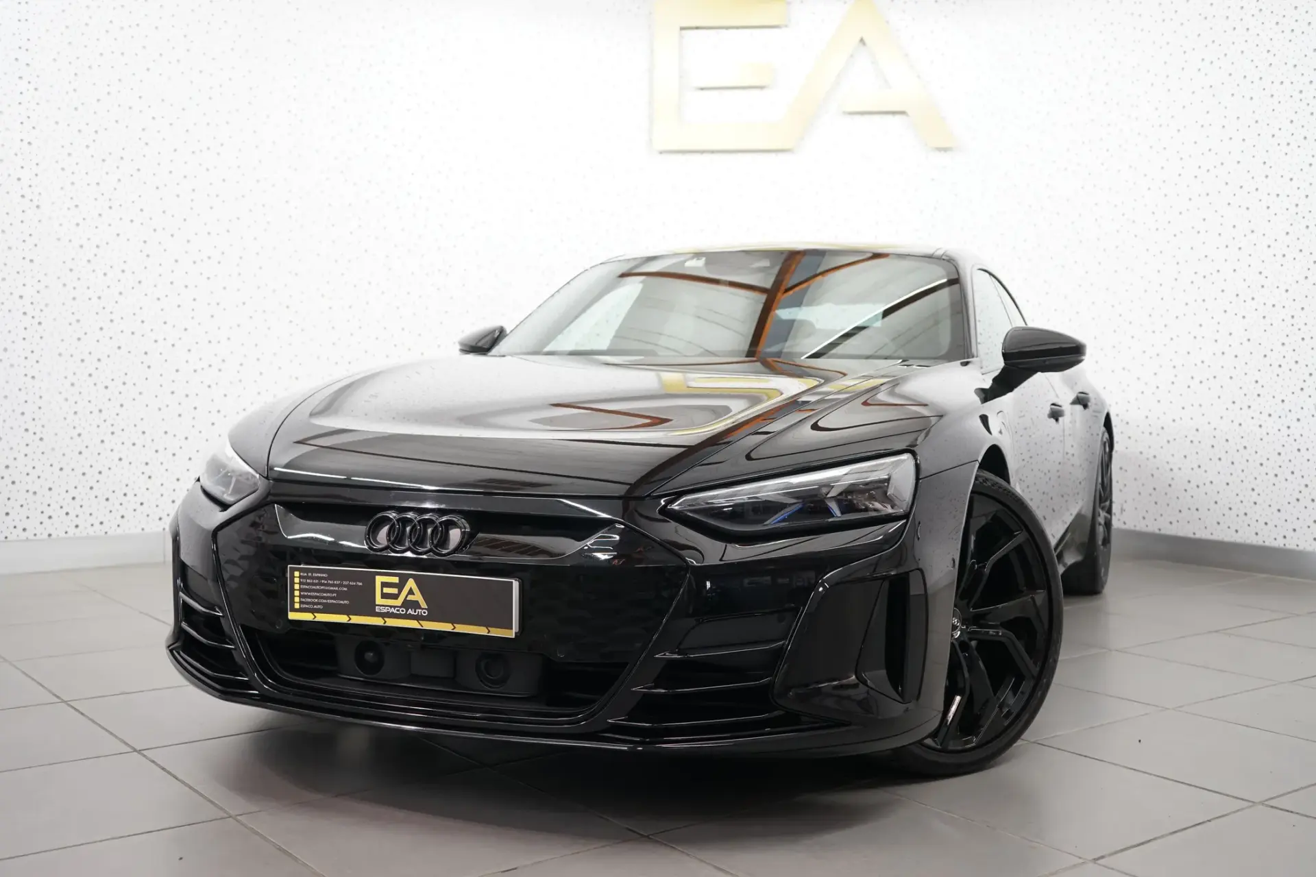 Audi e-tron GT quattro 3