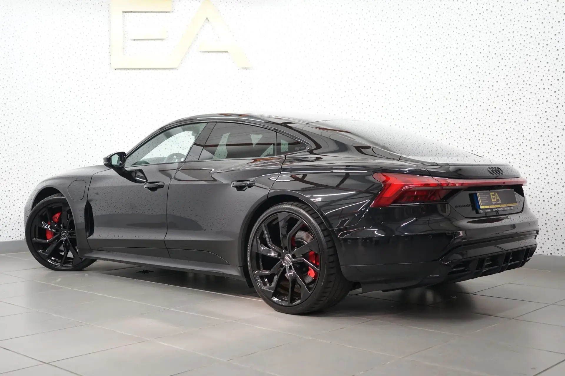 Audi e-tron GT quattro 4