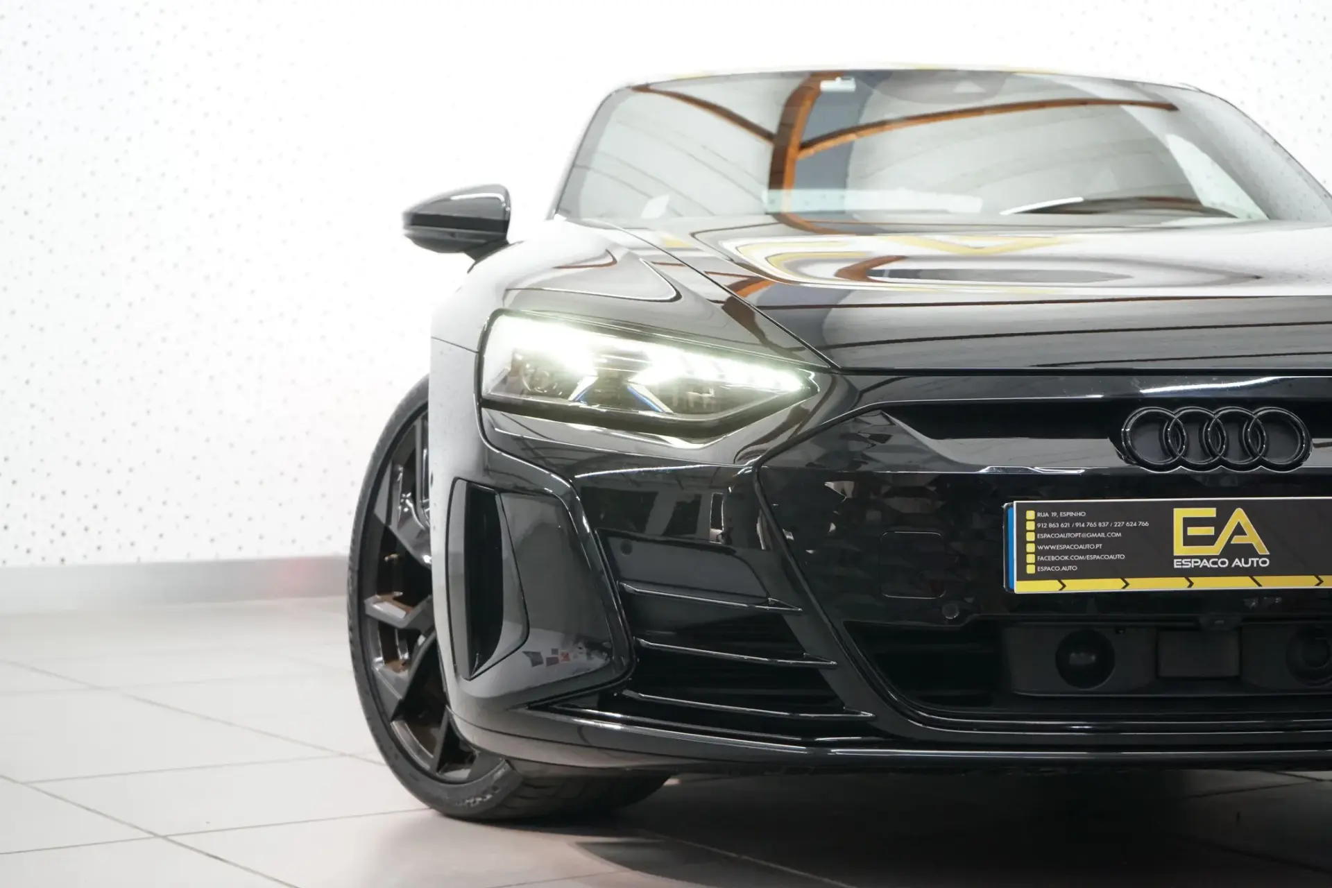 Audi e-tron GT quattro 6