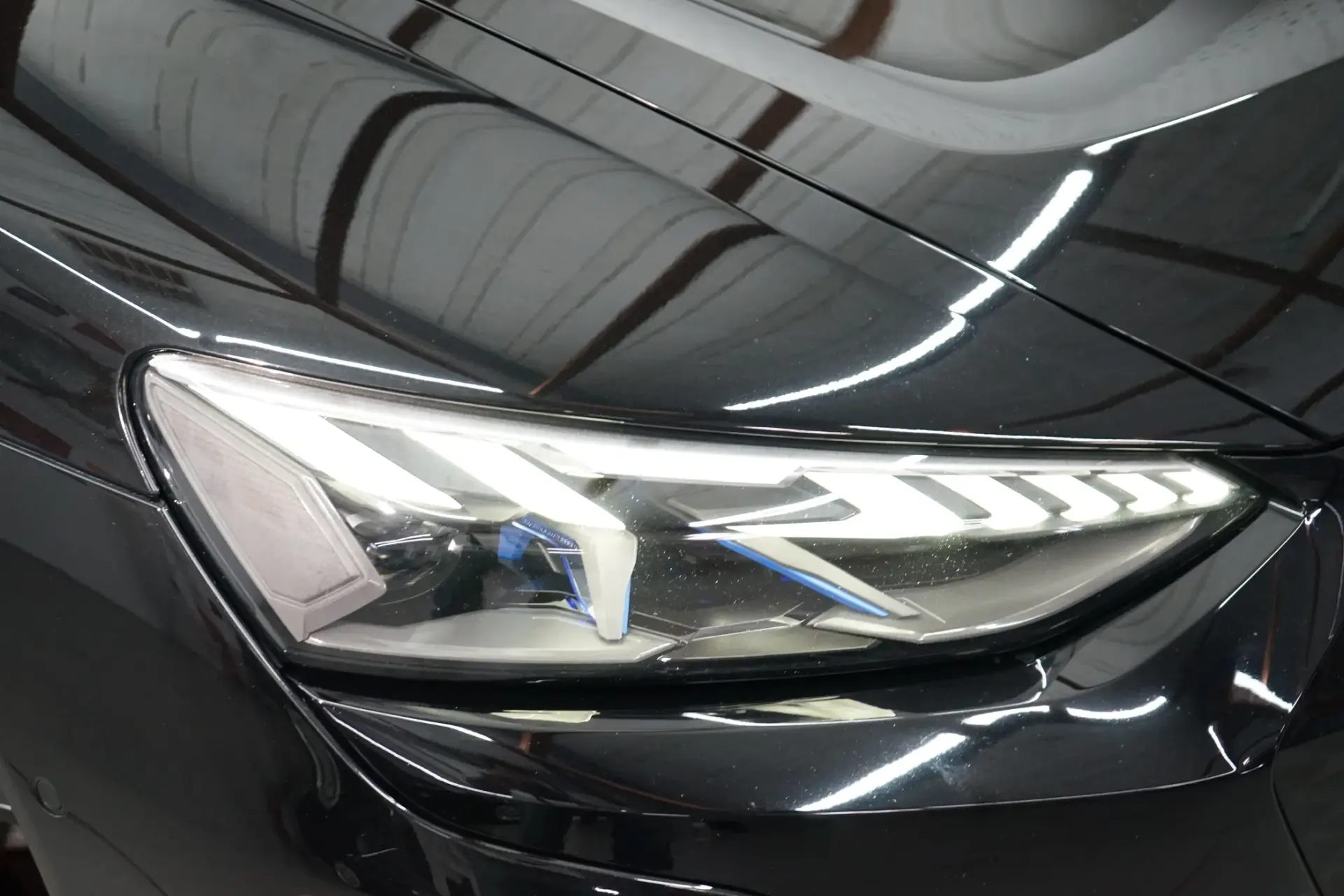 Audi e-tron GT quattro 9