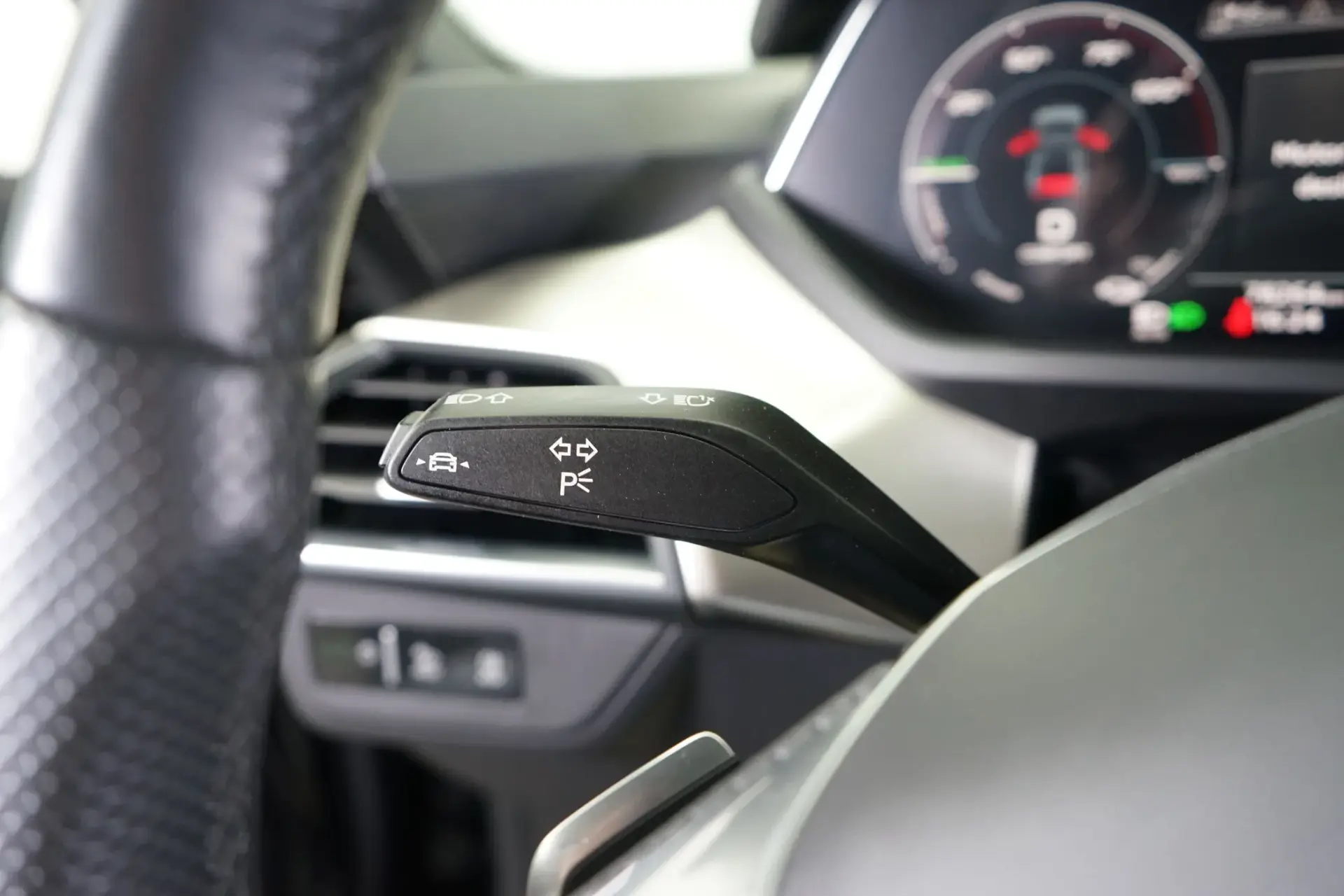 Audi e-tron GT quattro 26