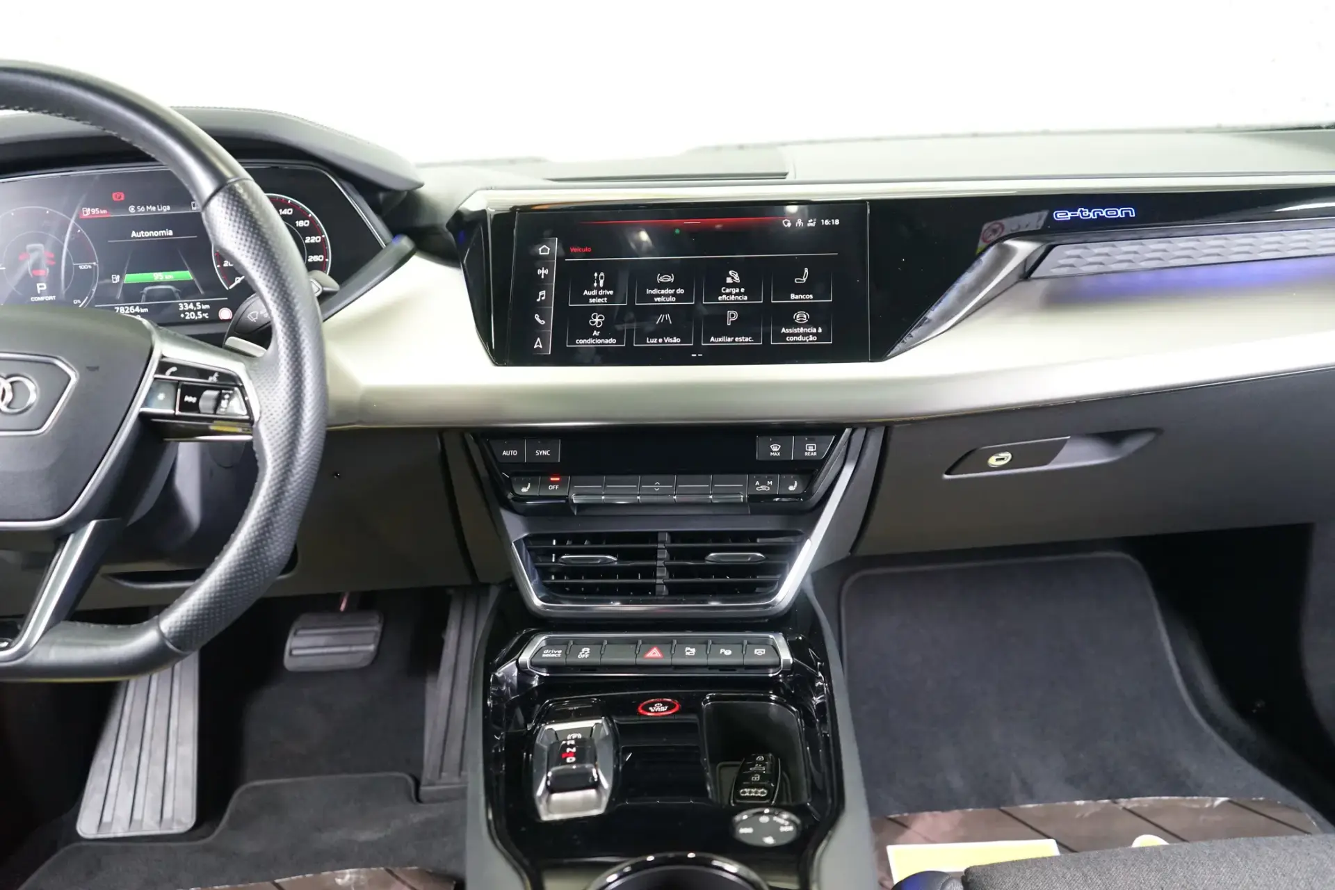 Audi e-tron GT quattro 31