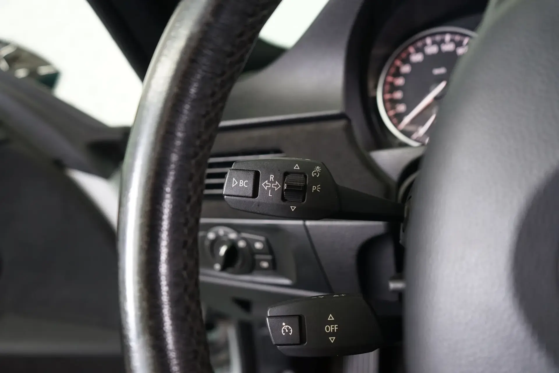 BMW 320 d Coupe Auto 26