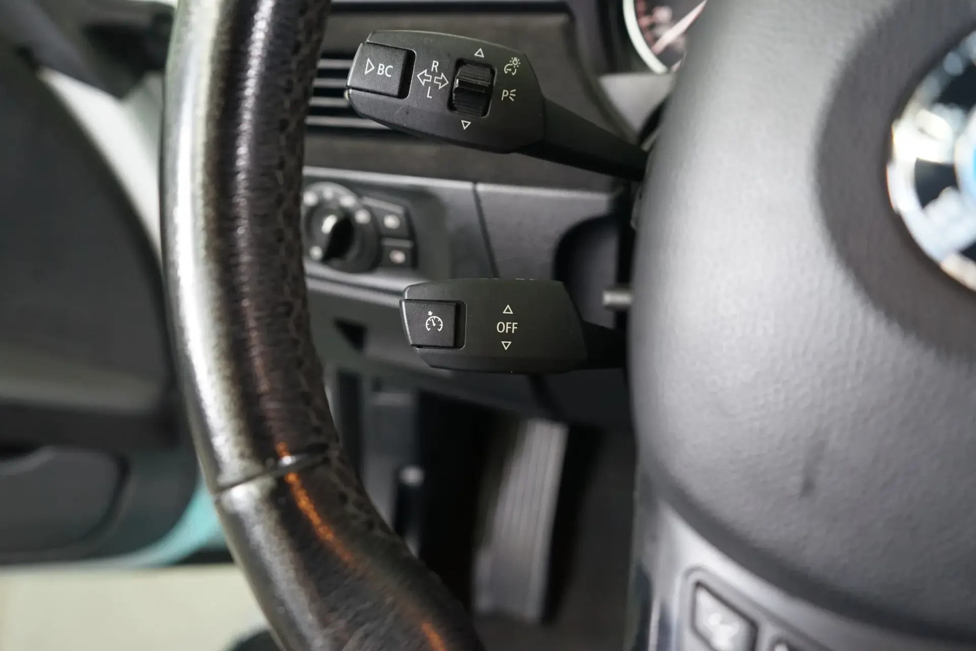 BMW 320 d Coupe Auto 27