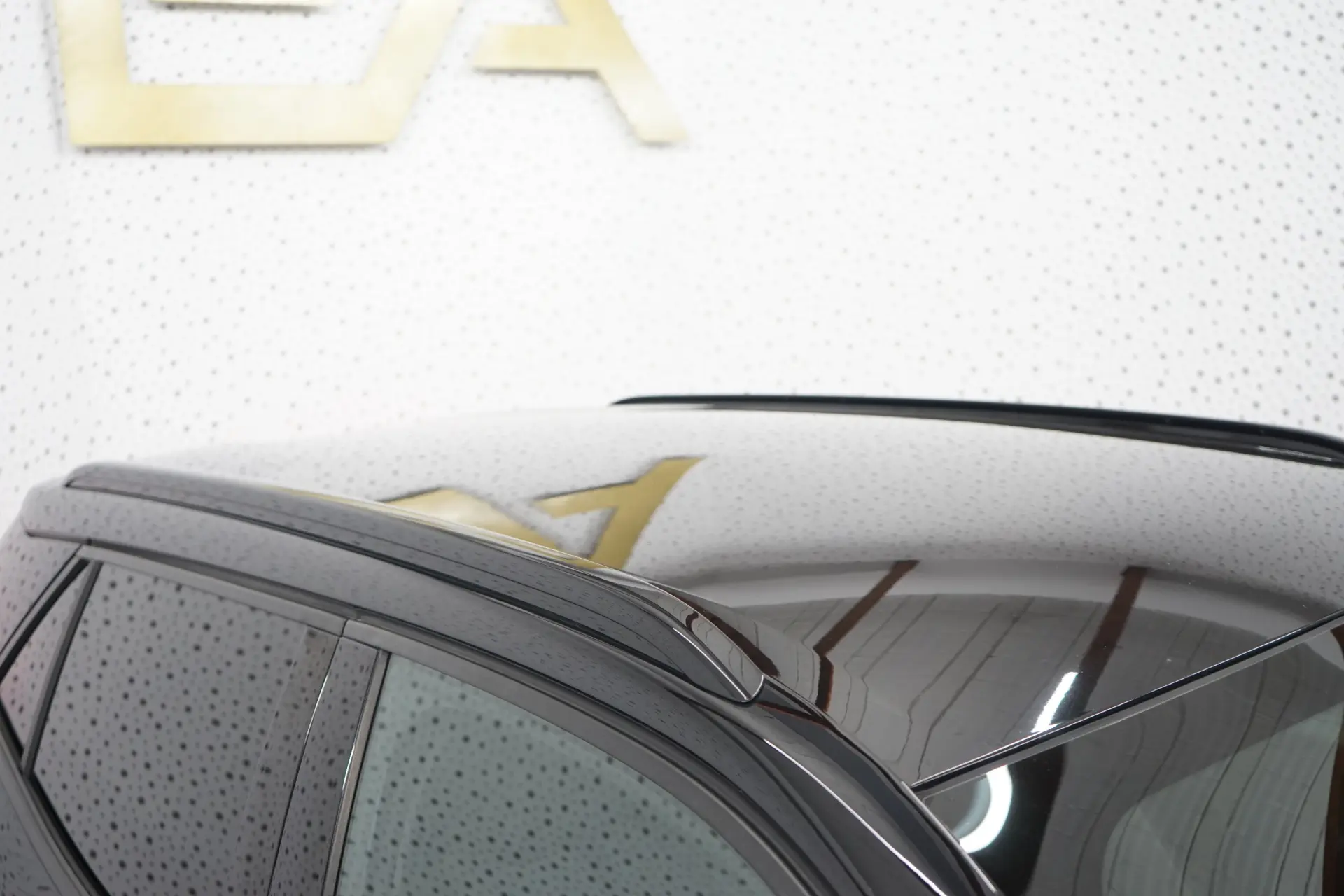 Peugeot 2008 1.2 PureTech Allure 11