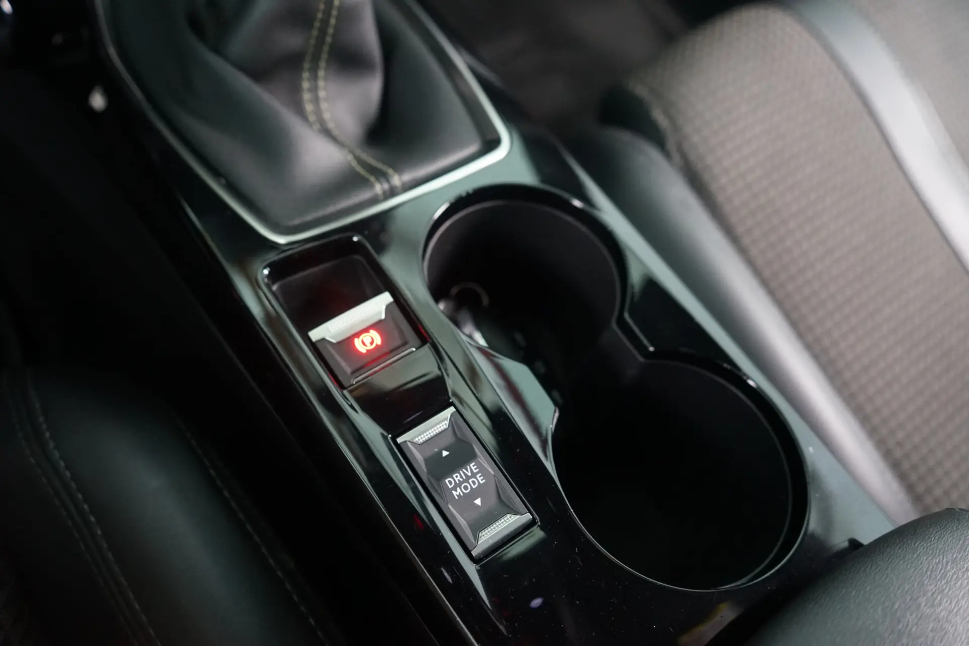 Peugeot 208 1.2 PureTech Allure Pack 30