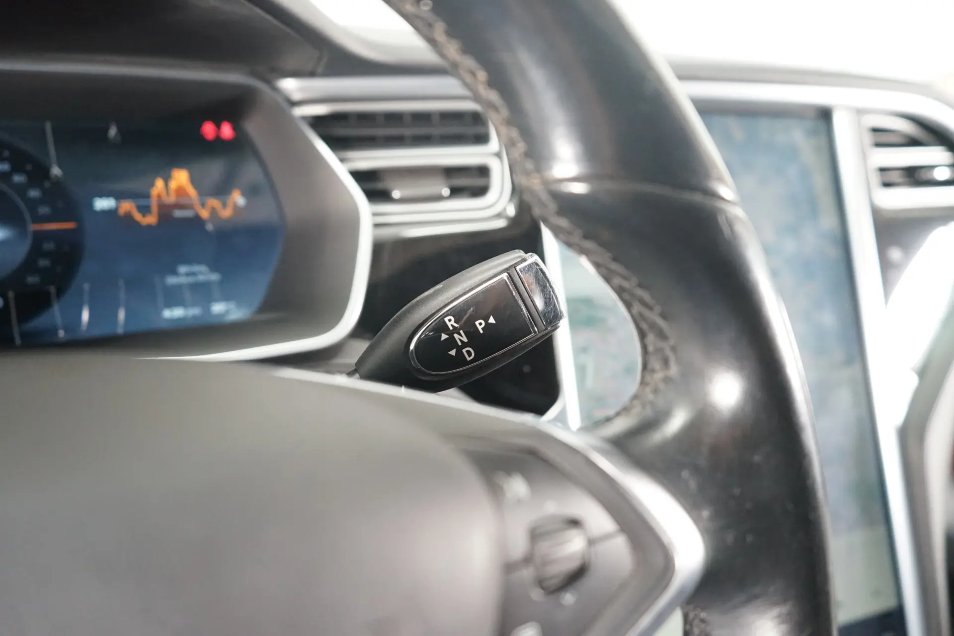 Tesla Model S 85 25