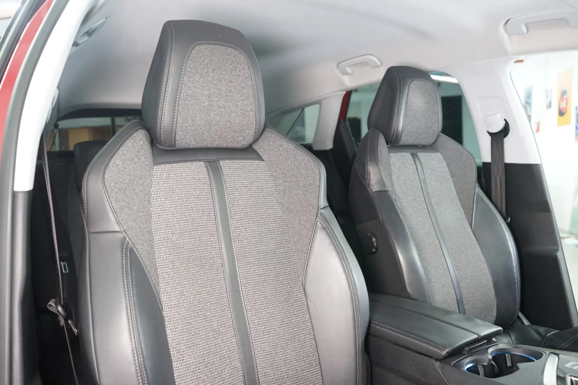 Peugeot 3008 1.2 PureTech Allure EAT8 38