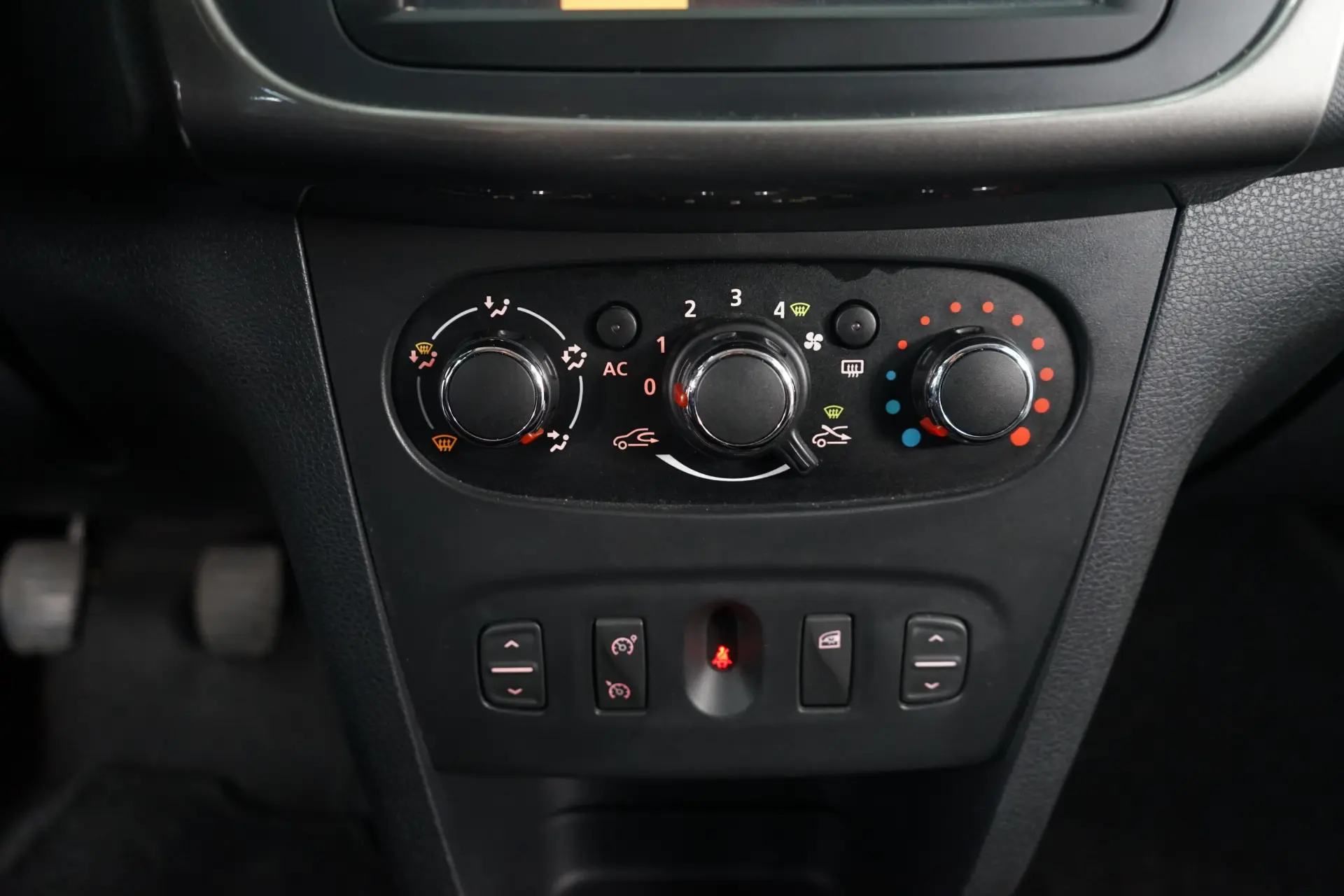 Dacia Logan MCV 0.9 TCe Comfort 29