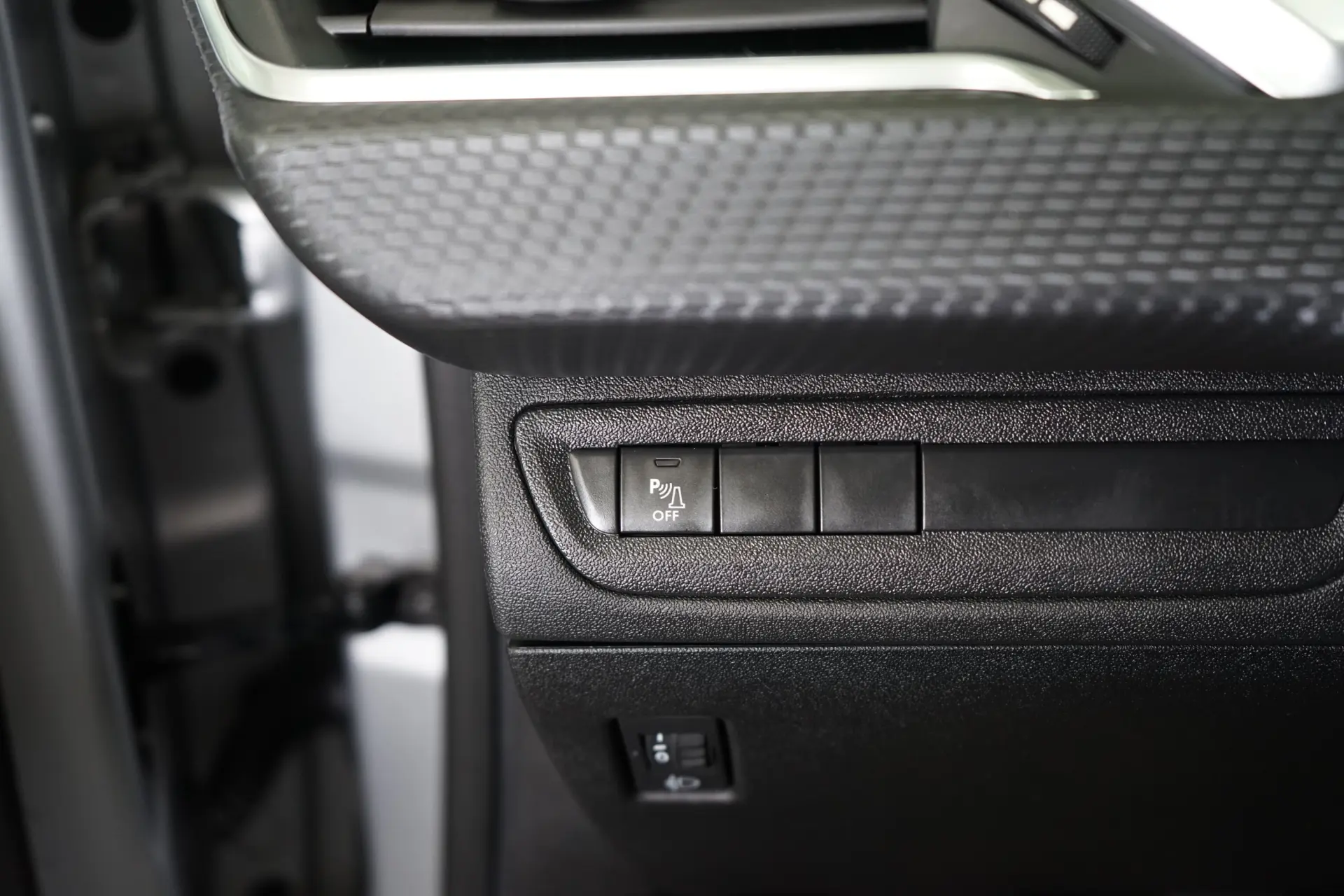 Peugeot 208 1.6 BlueHDi Active 29