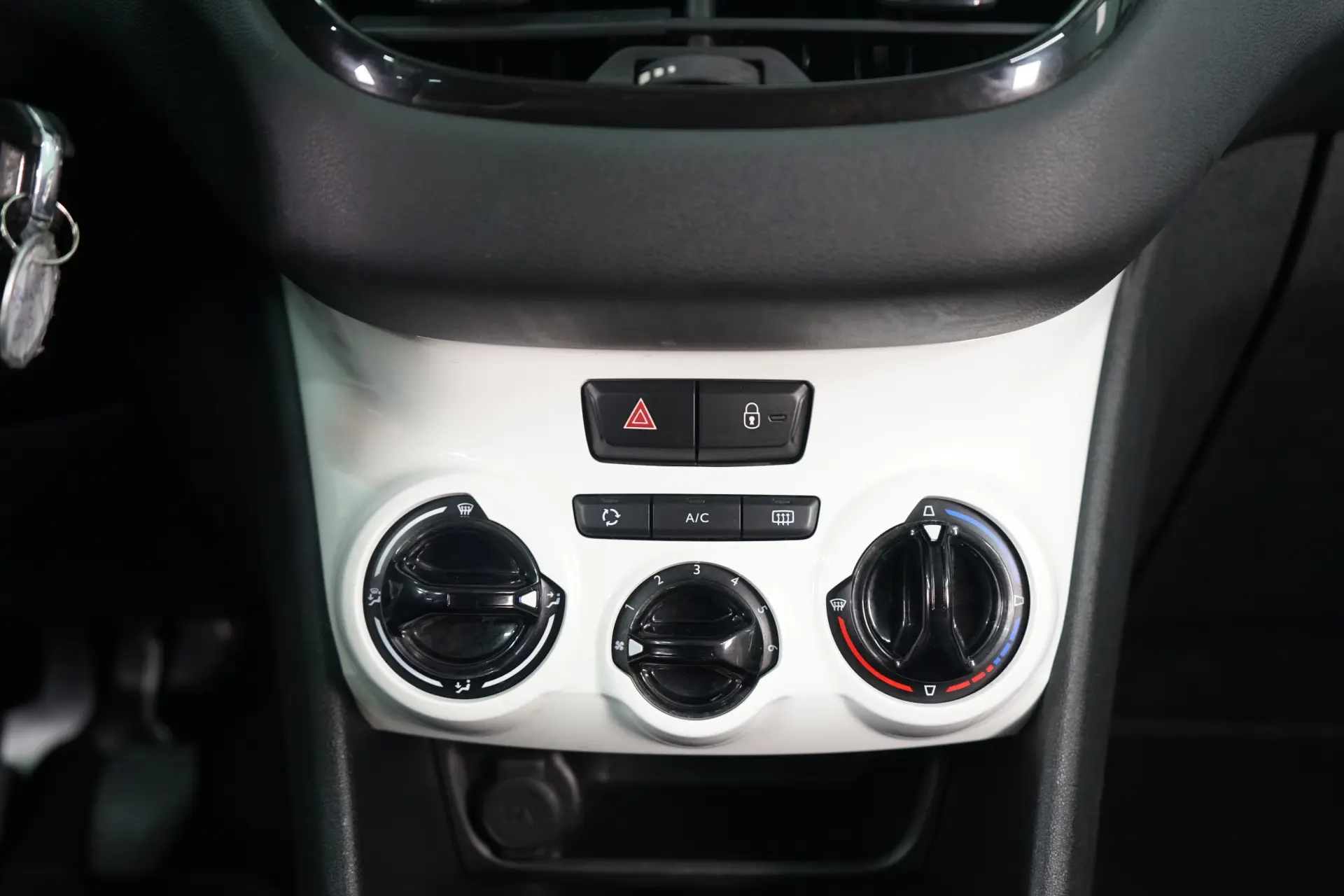 Peugeot 208 1.0 PureTech Access 26