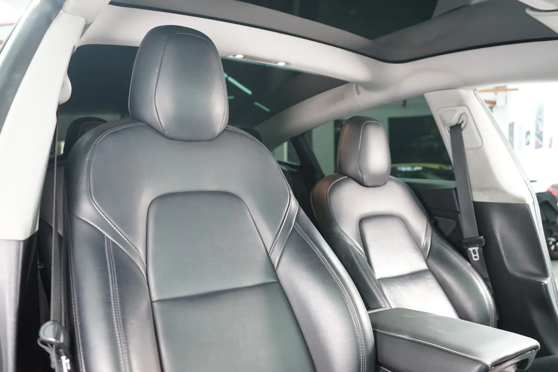 Tesla Model 3 Long Range AWD Dual Motor 37