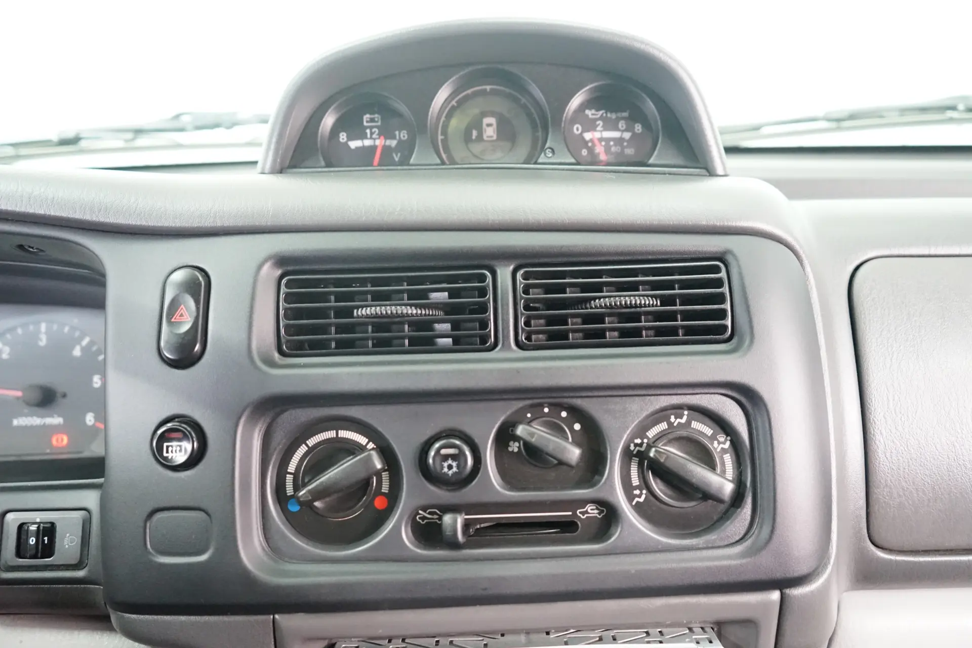 Mitsubishi Pajero Sport 30