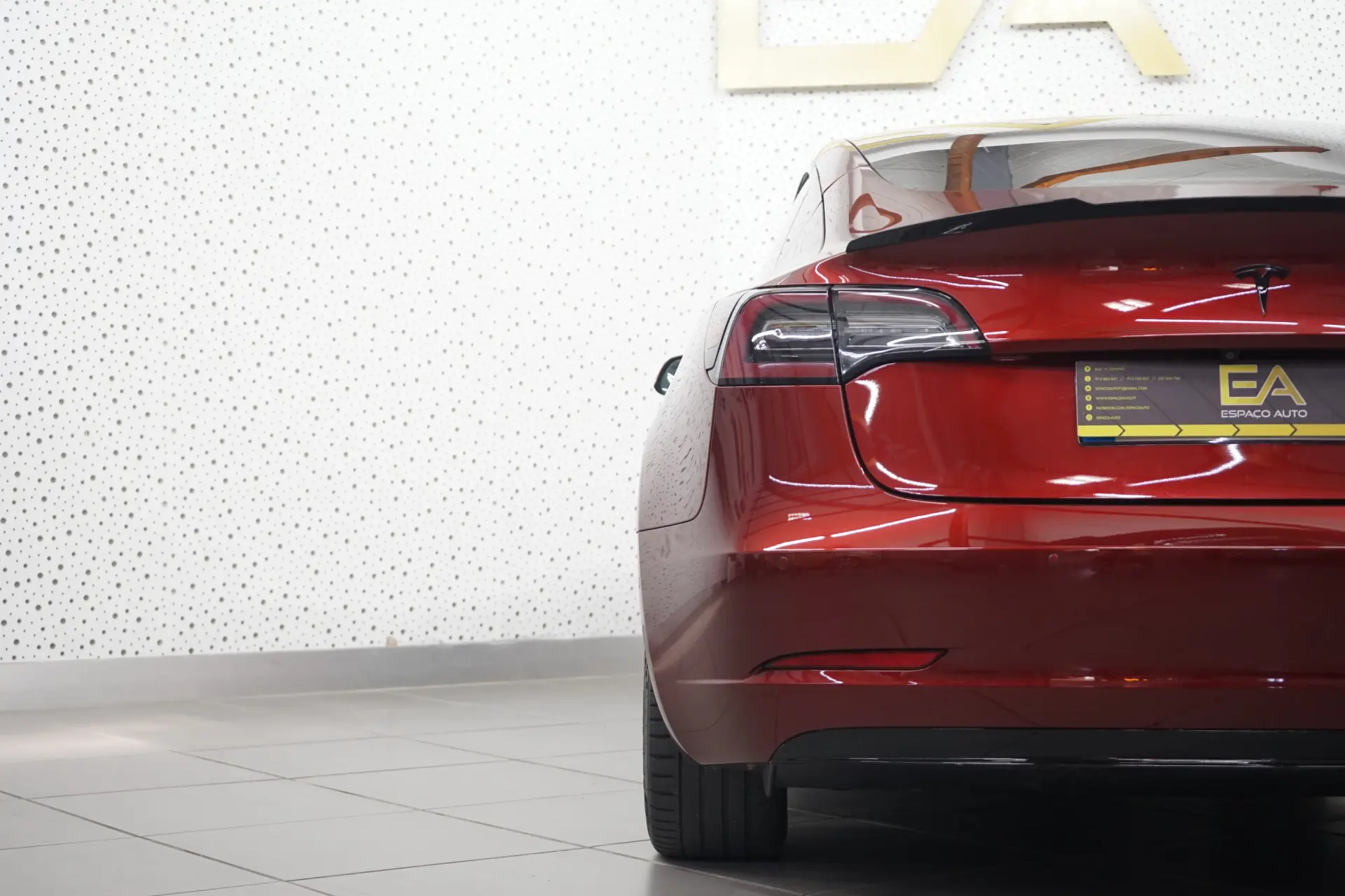 Tesla Model 3 Long Range AWD Dual Motor 42