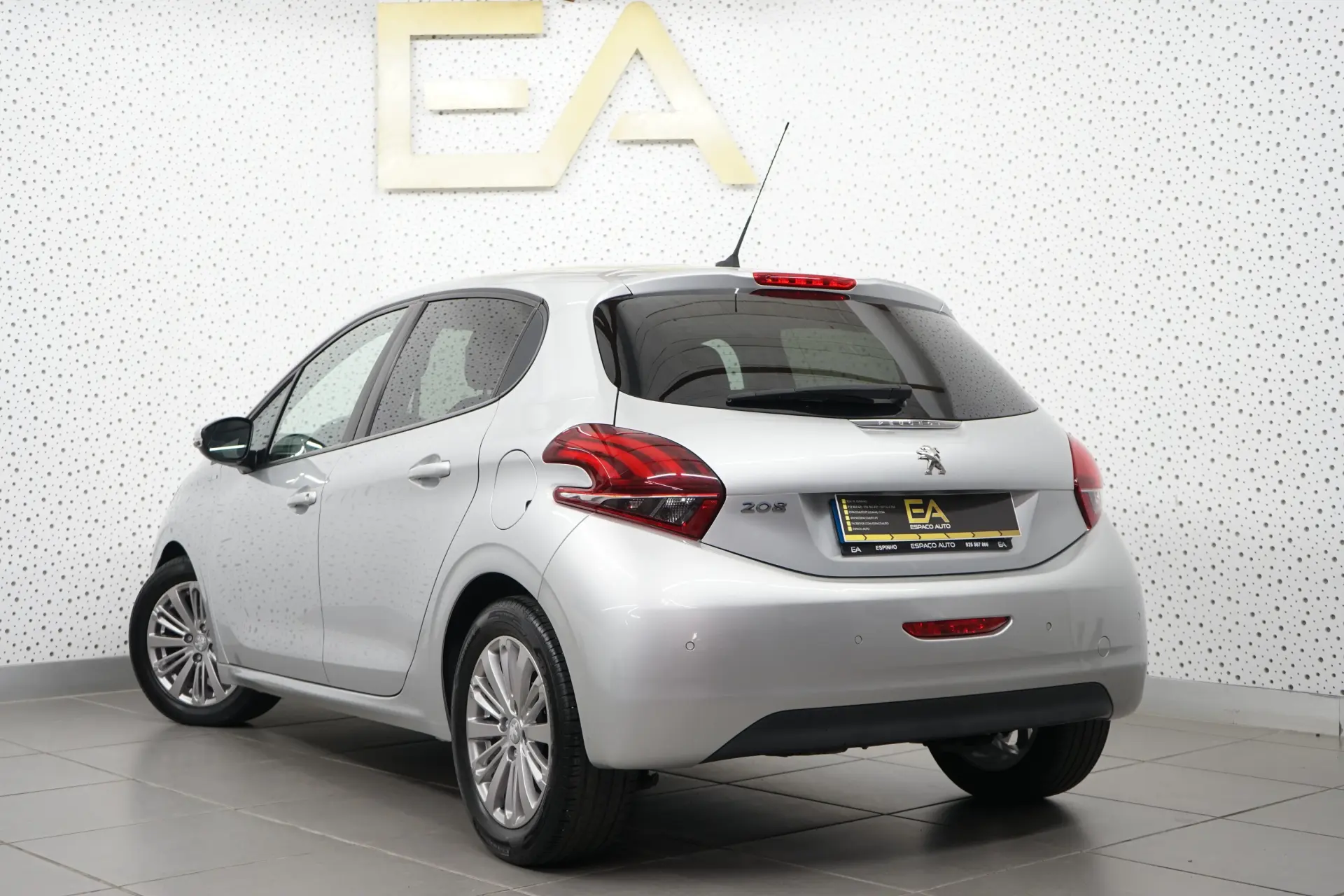 Peugeot 208 1.6 BlueHDi Active 4