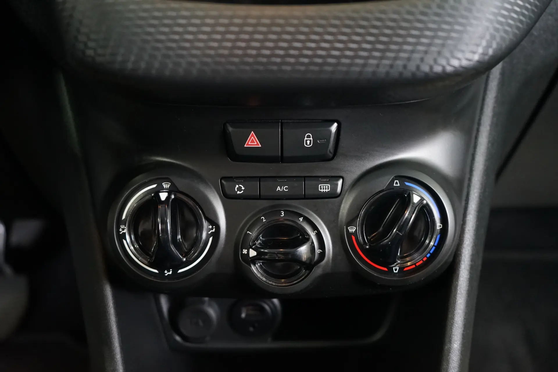 Peugeot 208 1.6 BlueHDi Active 32