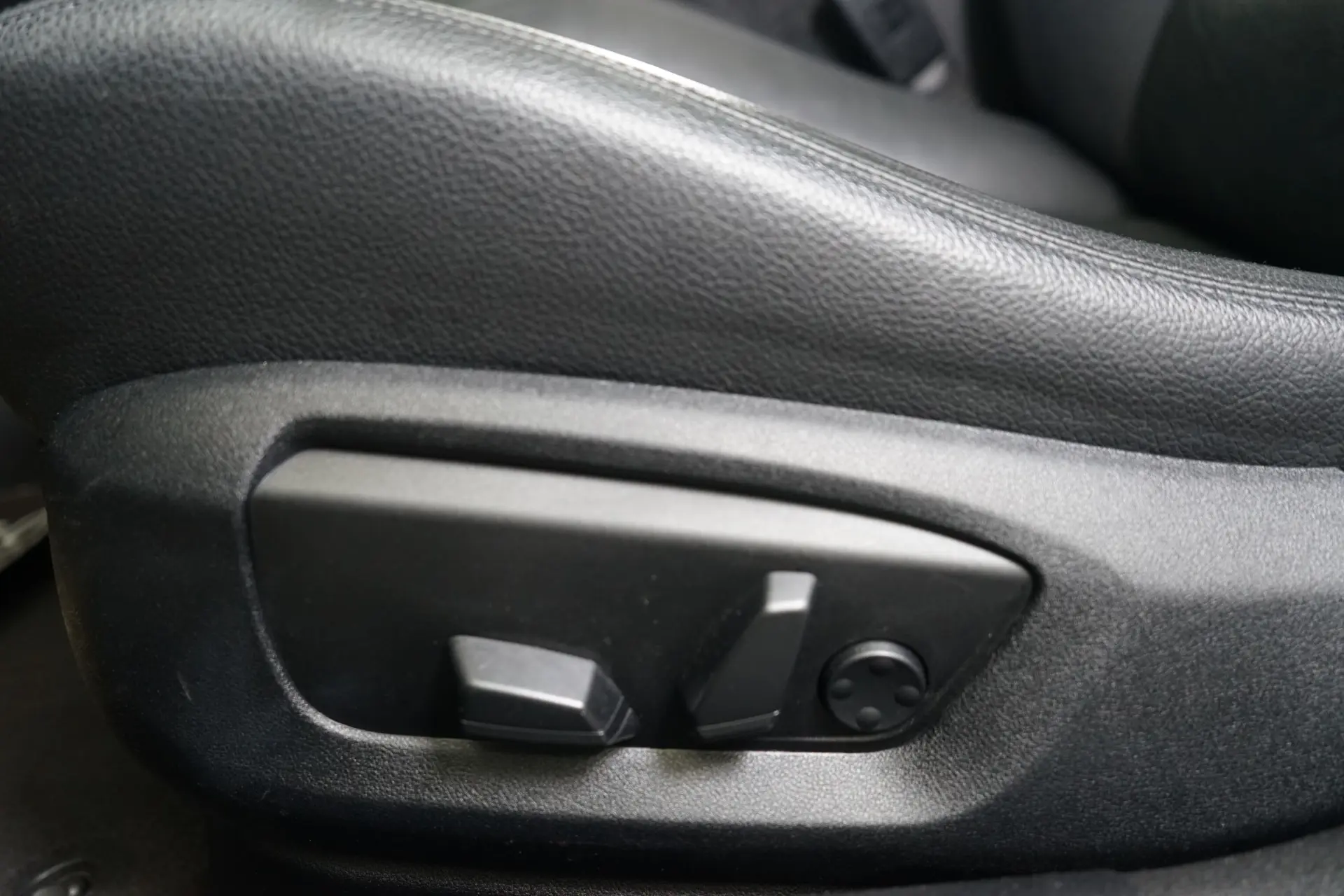 BMW 520 d Exclusive Auto 129g 19