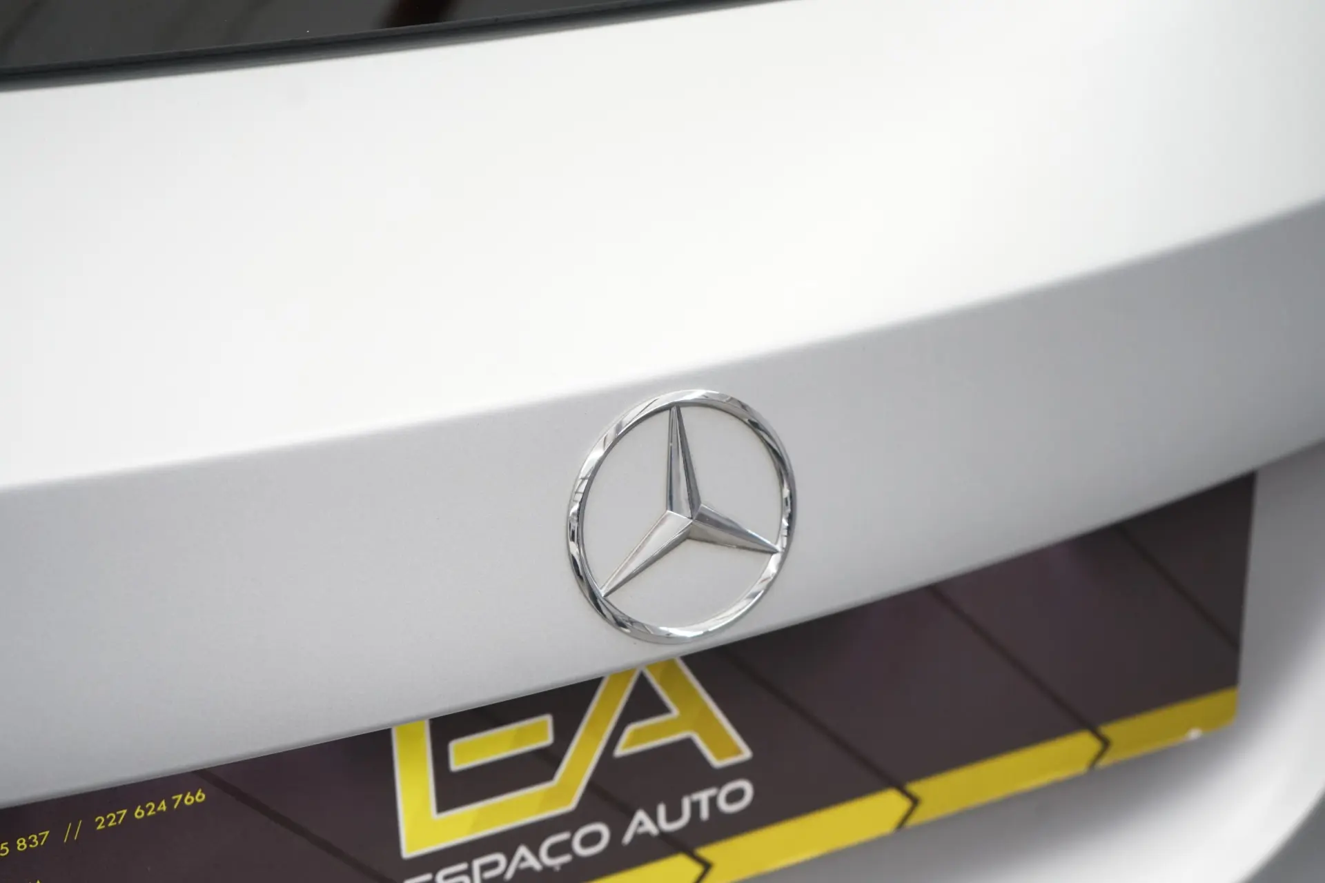 Mercedes-Benz CLA 180 d Shooting Brake AMG Line Aut. 14