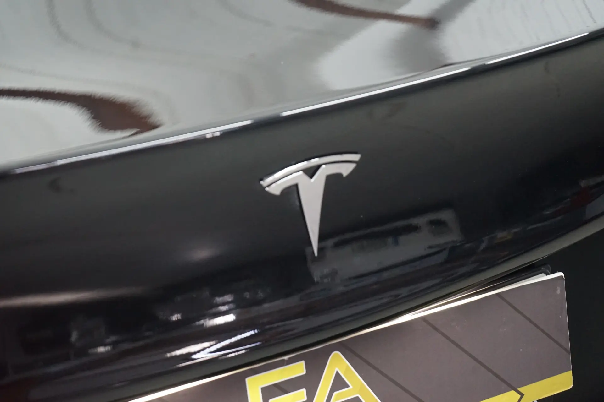 Tesla Model 3 Standard Range Plus RWD 8
