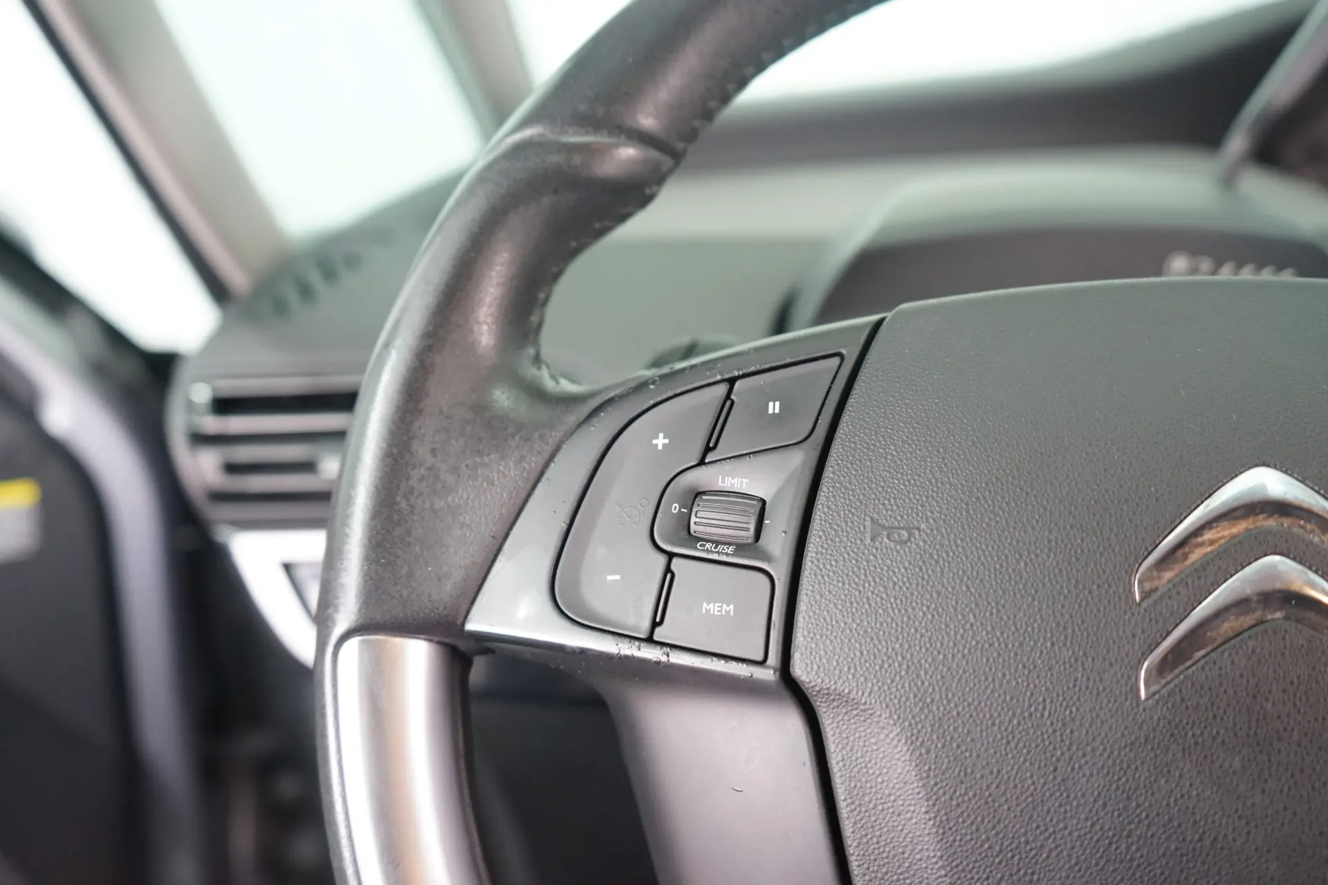 Citroen C4 Picasso 1.6 BlueHDi Exclusive EAT6 19