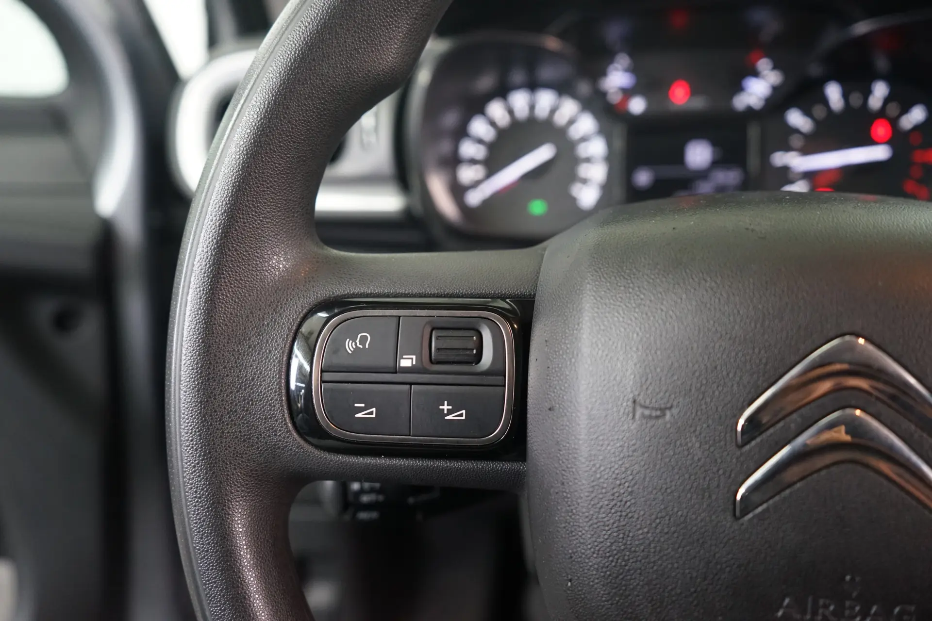 Citroen C3 1.2 PureTech Feel 17