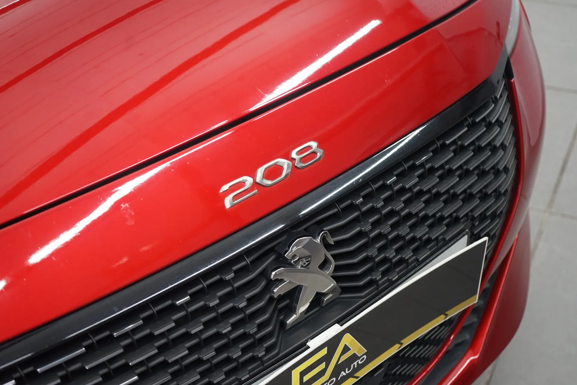 Peugeot 208 1.2 PureTech Allure Pack 8