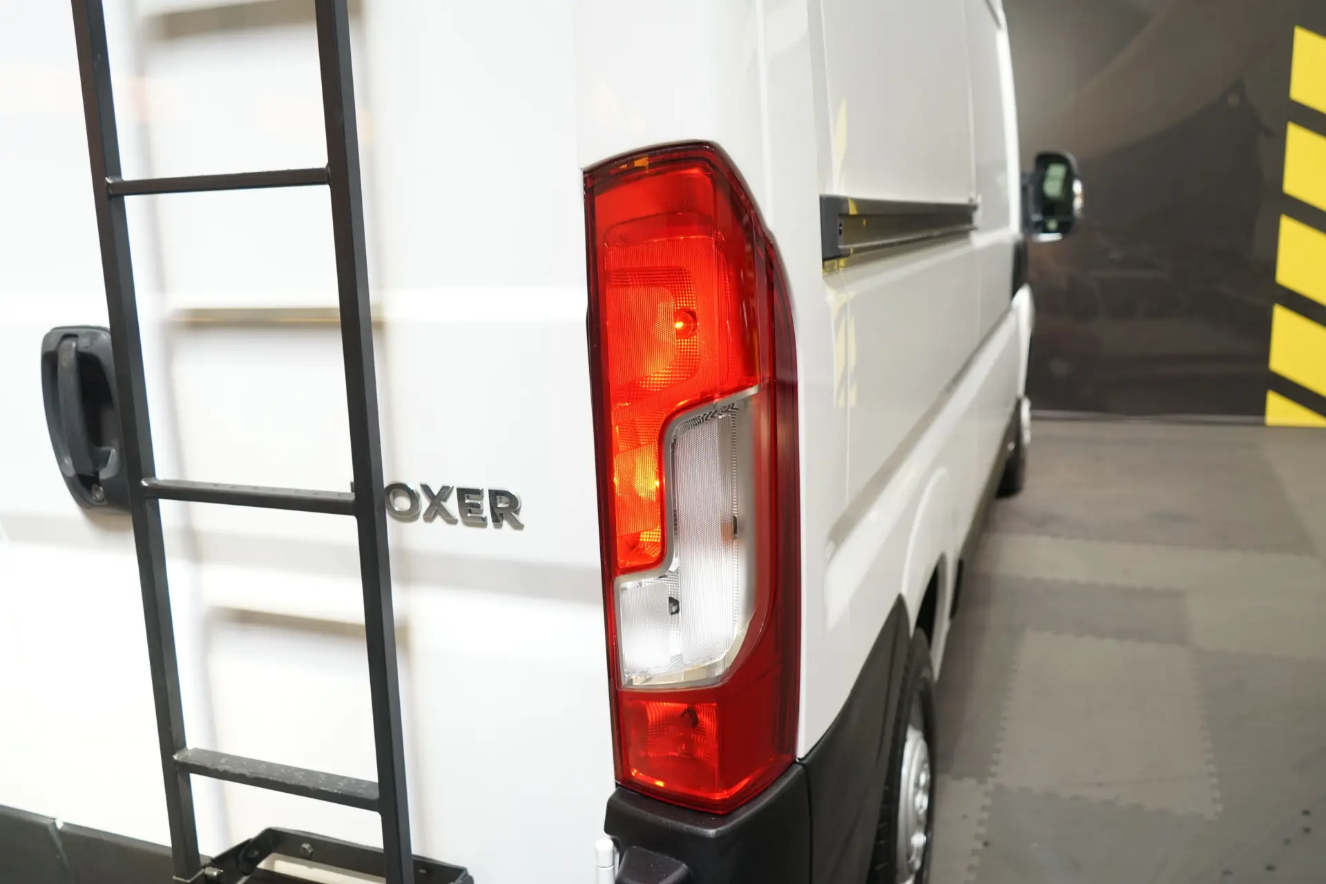 Peugeot Boxer 2.0 BlueHDi 330 L1H1 15