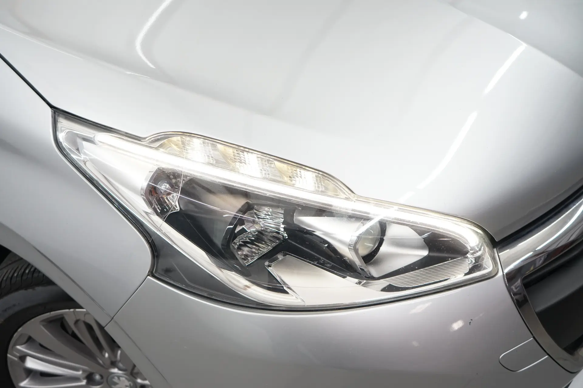 Peugeot 208 1.6 BlueHDi Active 10