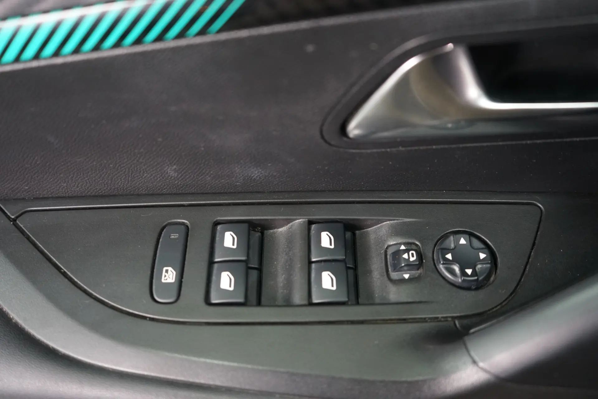 Peugeot 2008 1.2 PureTech Allure 20