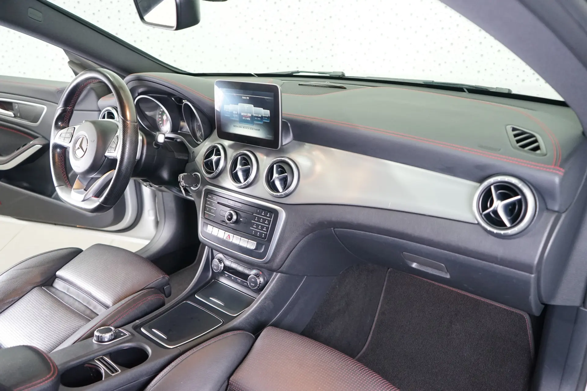 Mercedes-Benz CLA 180 d Shooting Brake AMG Line Aut. 18