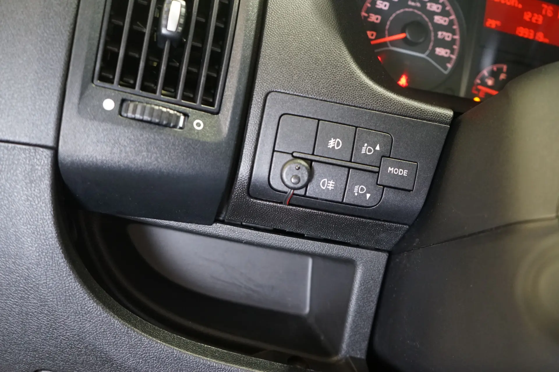 Peugeot Boxer 2.0 BlueHDi 330 L1H1 27