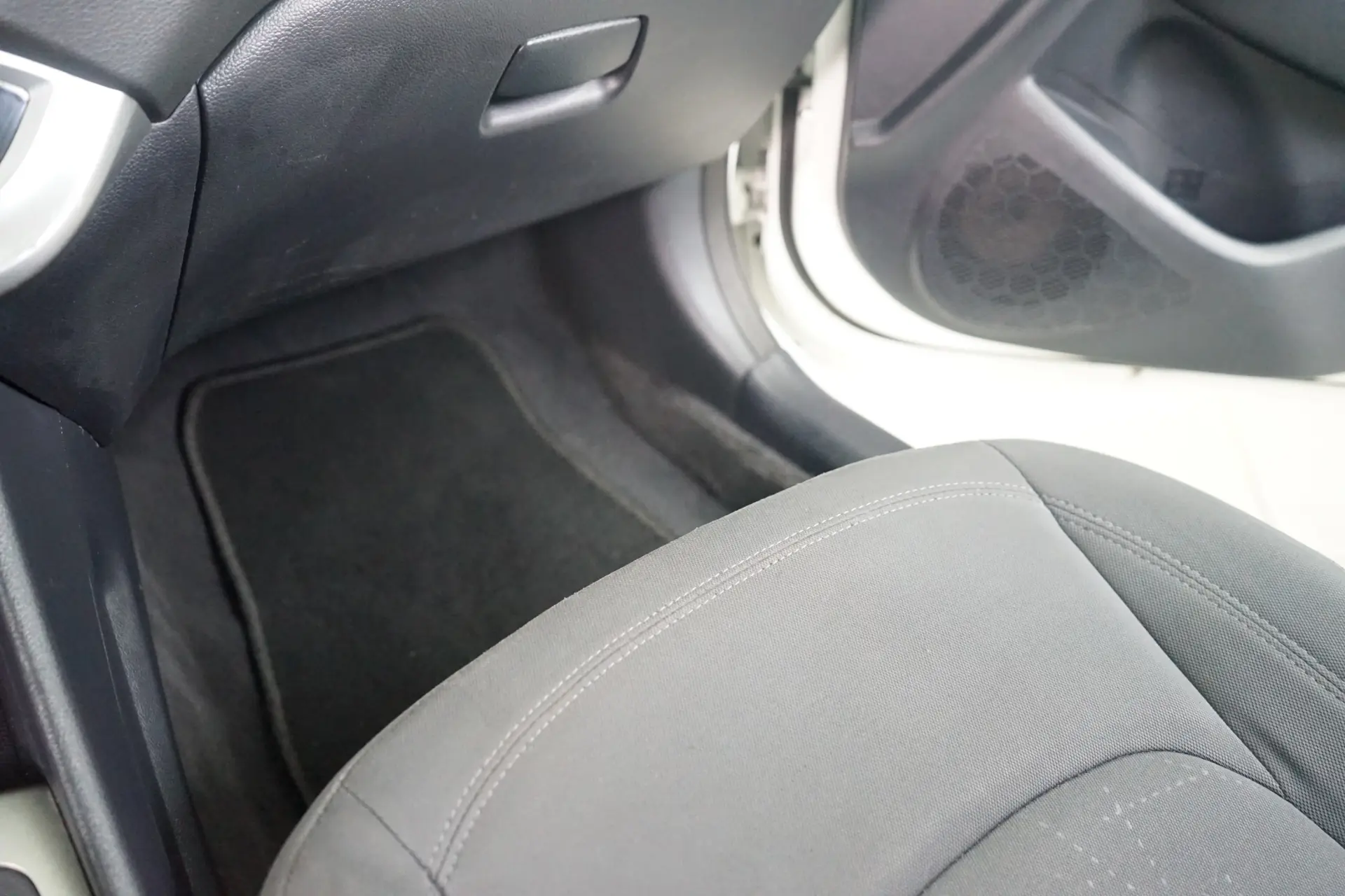 Kia Rio 1.1 CRDi LX 29