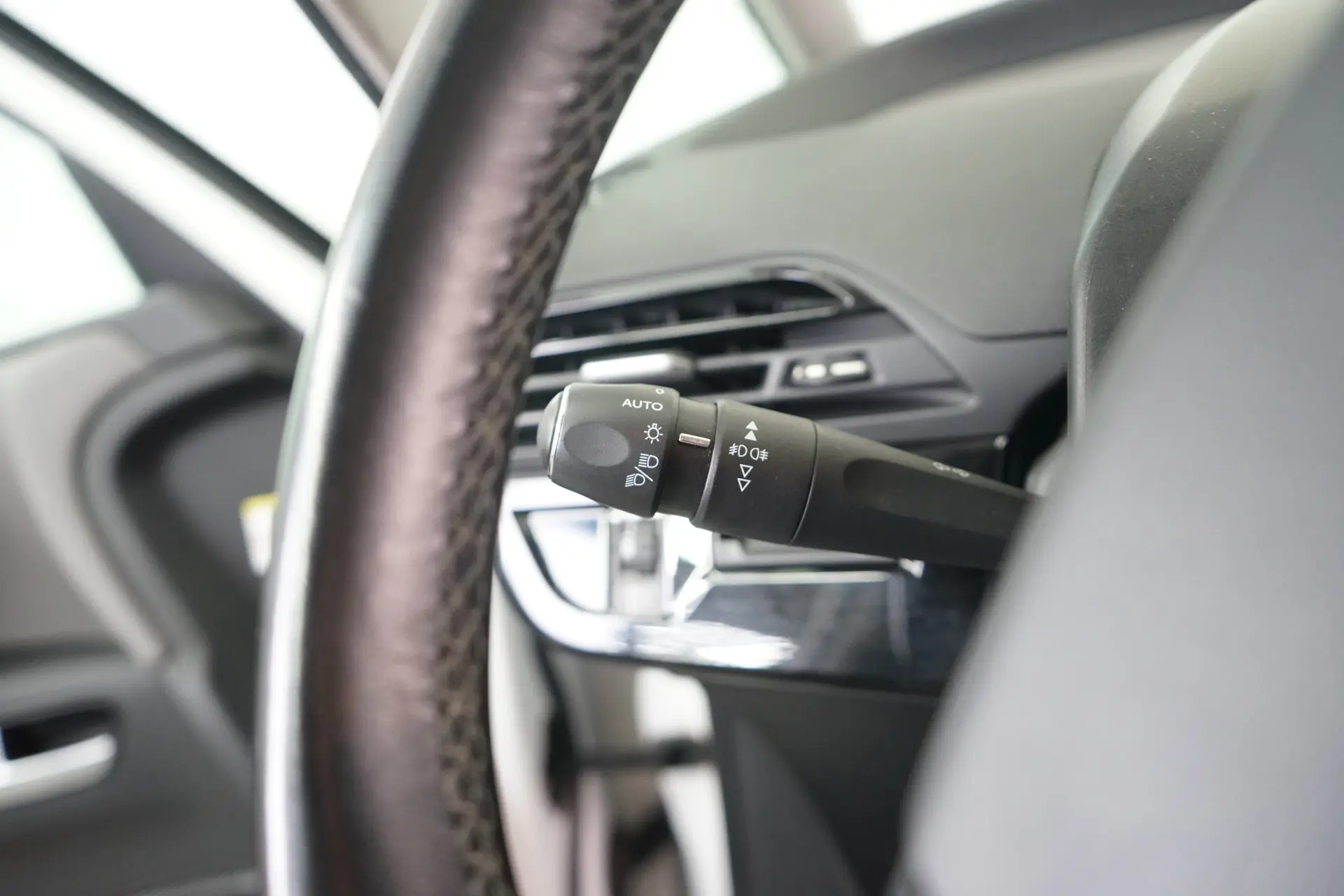 Citroen C4 Spacetourer 1.2 PureTech Feel 18