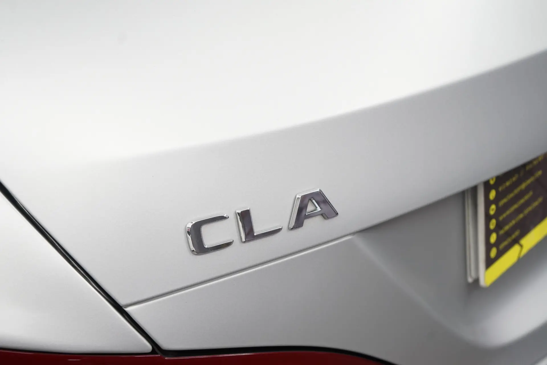 Mercedes-Benz CLA 180 d Shooting Brake AMG Line Aut. 15