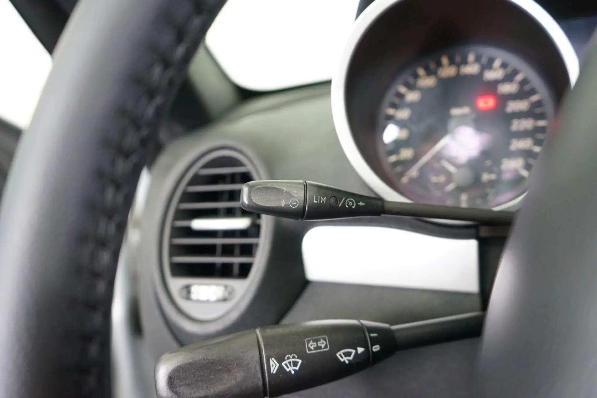 Mercedes-Benz SLK 200 Kompressor 25