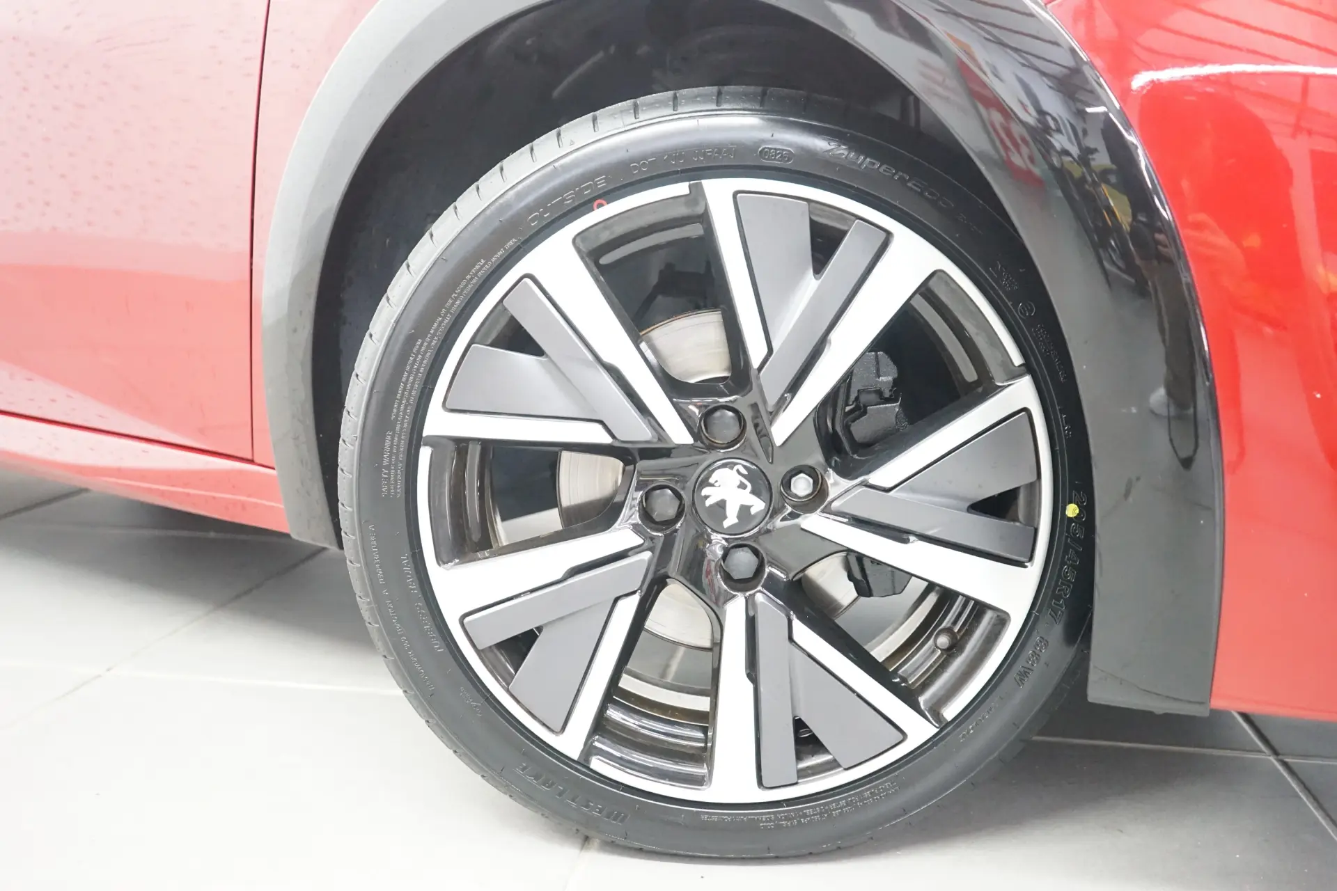 Peugeot 208 1.2 PureTech Allure Pack 10