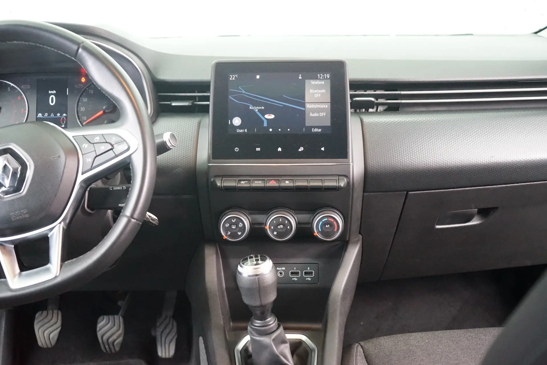 Renault Clio 1.0 TCe Exclusive 15