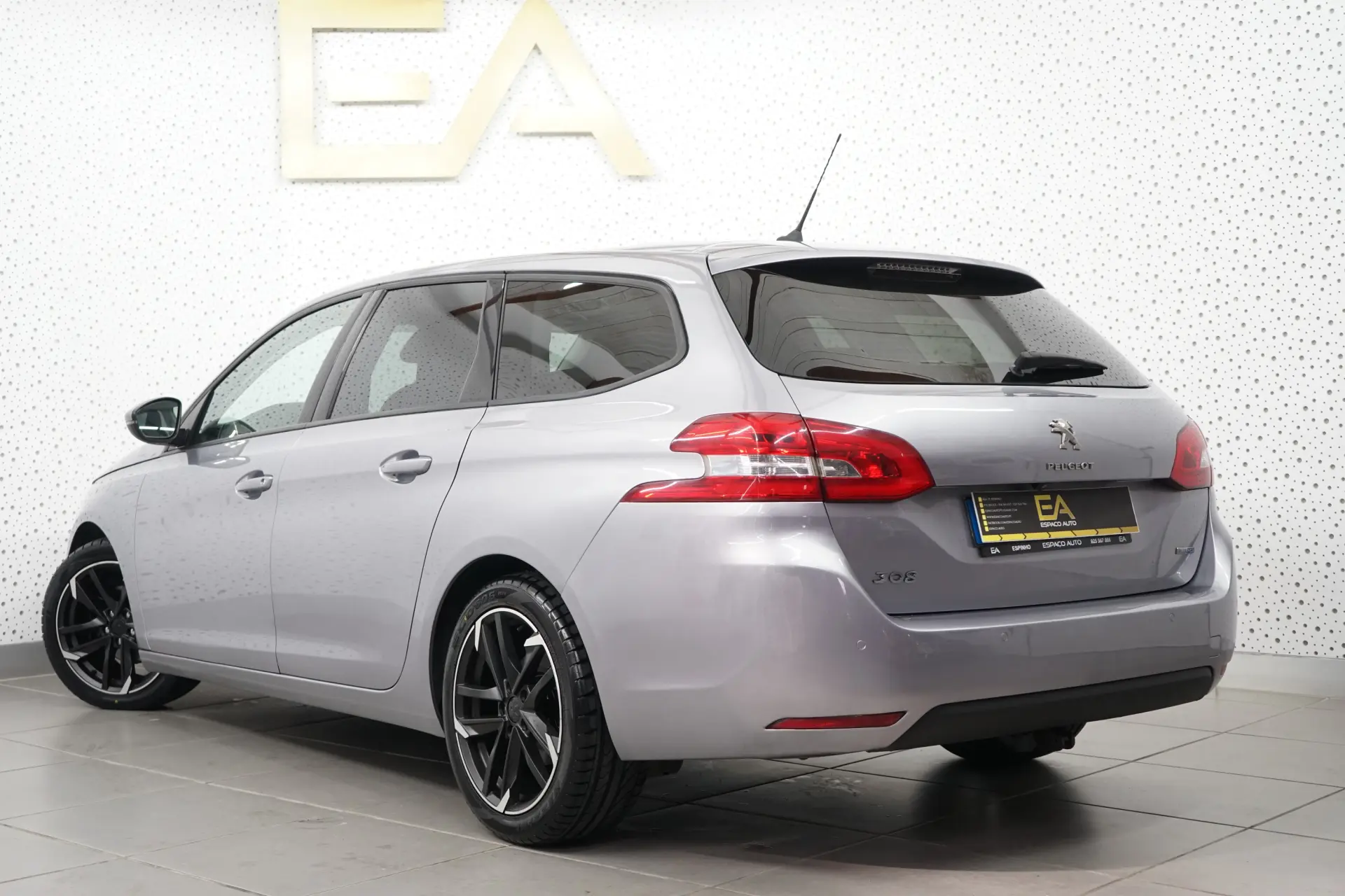 Peugeot 308 SW 1.6 BlueHDi Allure 4