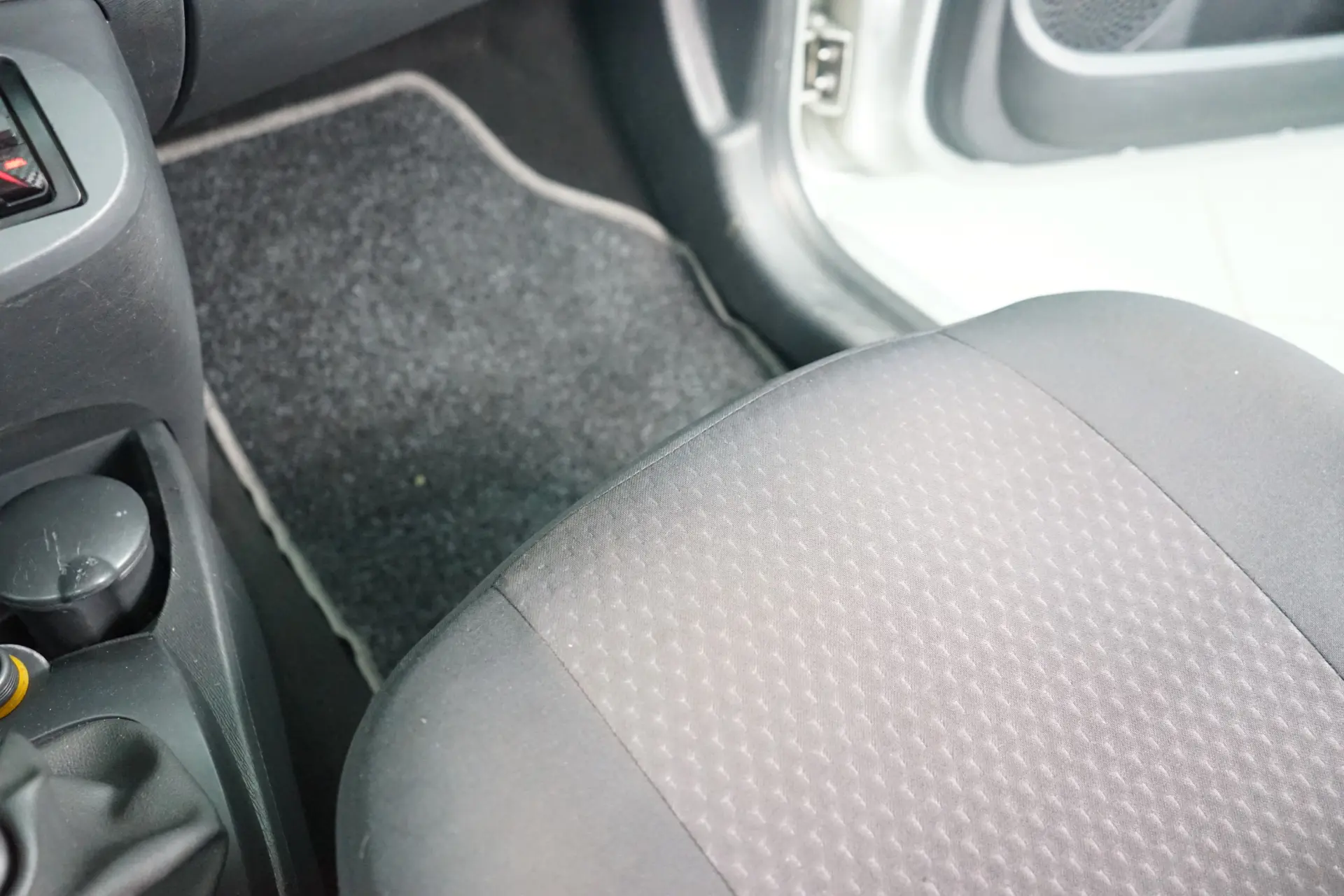 Renault Twingo 1.2 16V Dynamique 27