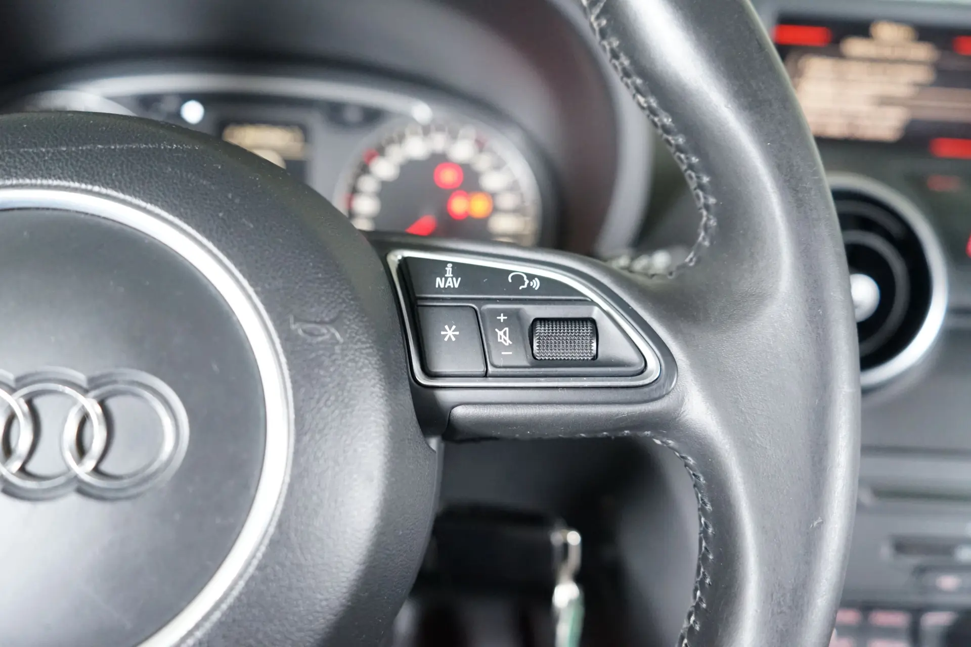 Audi A1 1.6 TDI Ambition 21