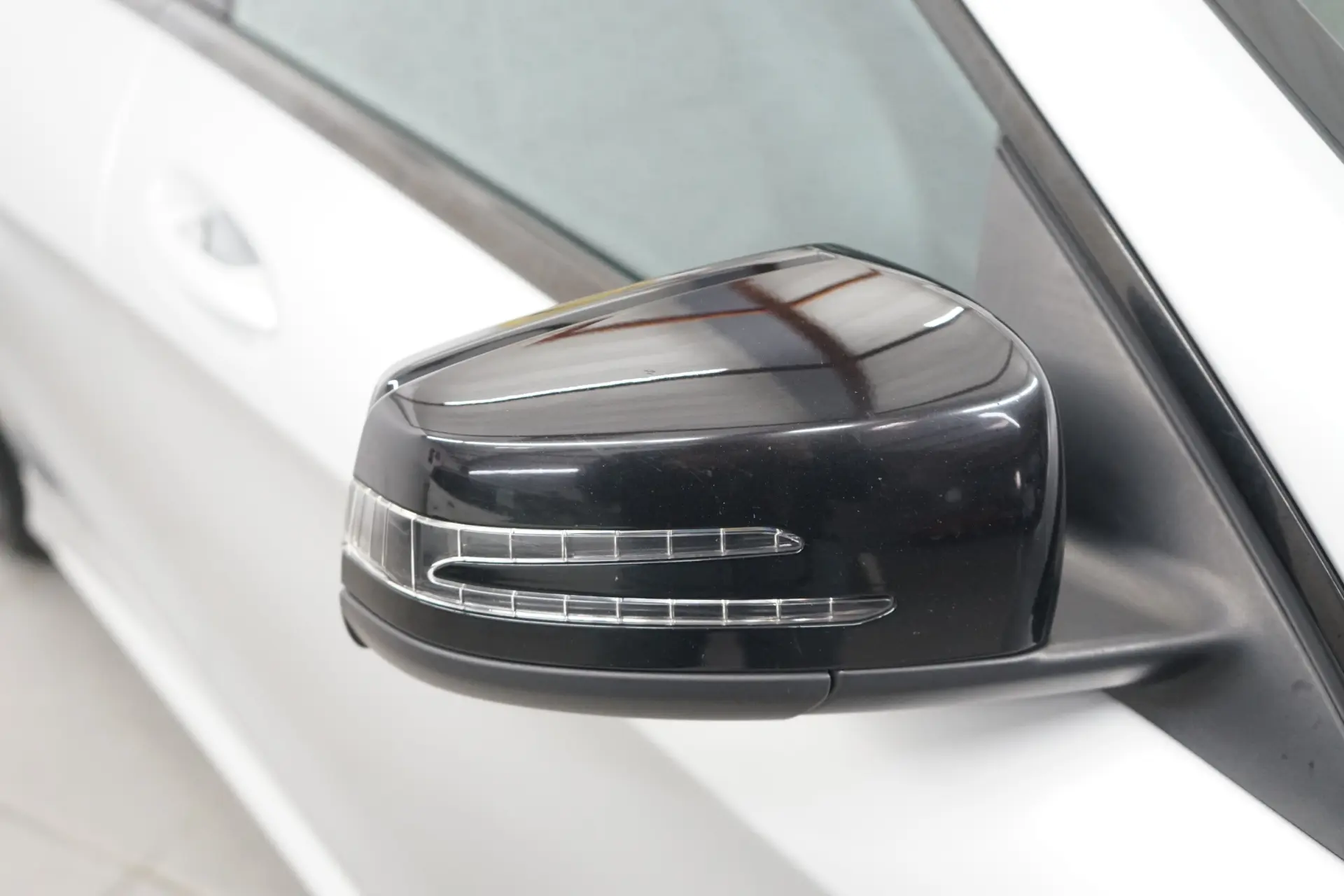 Mercedes-Benz CLA 180 d Shooting Brake AMG Line Aut. 12