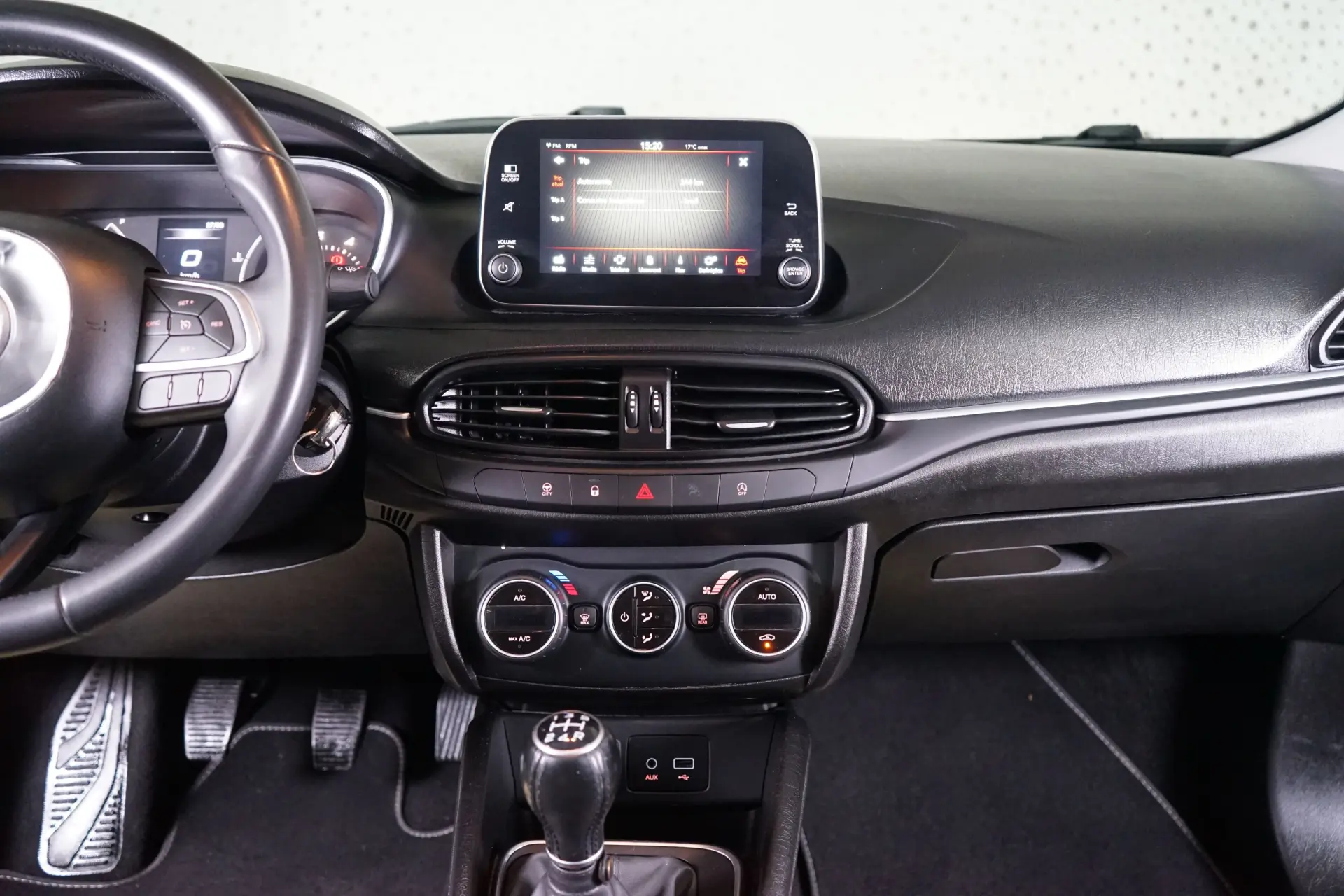 Fiat Tipo Station Wagon 1.3 M-Jet Lounge 35